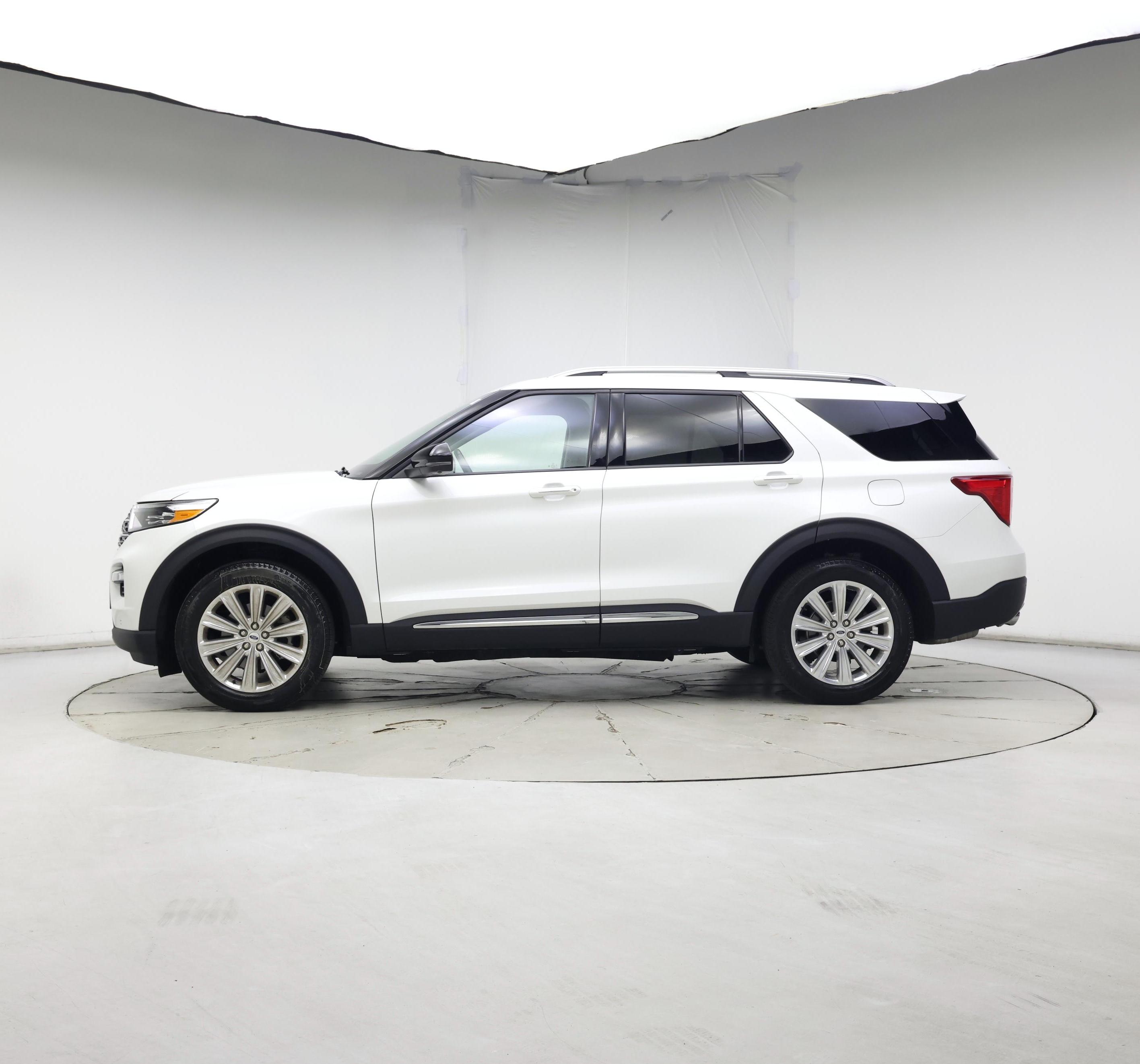 Thumbnail: 2023 Ford Explorer - 3