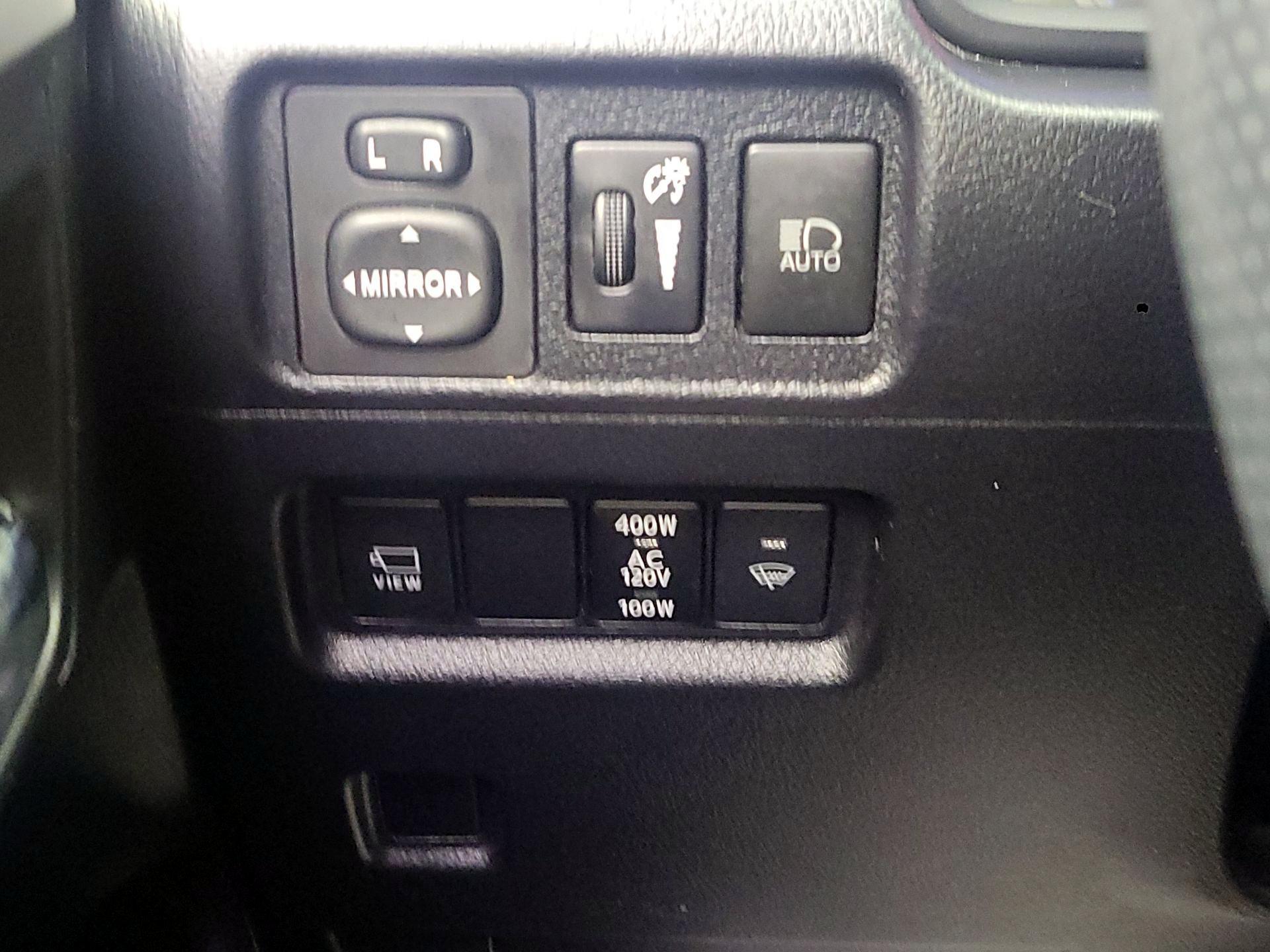 Thumbnail: 2023 Toyota 4Runner - 11