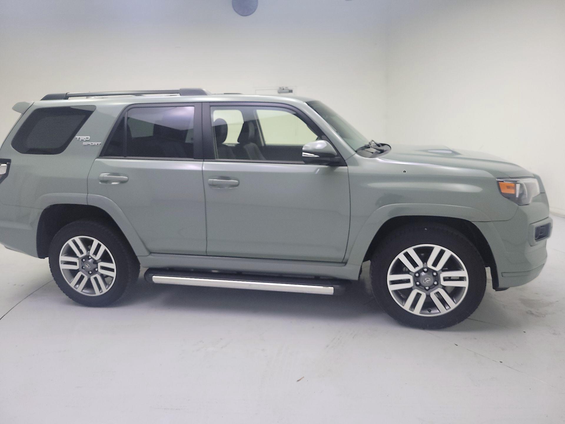 Thumbnail: 2023 Toyota 4Runner - 4