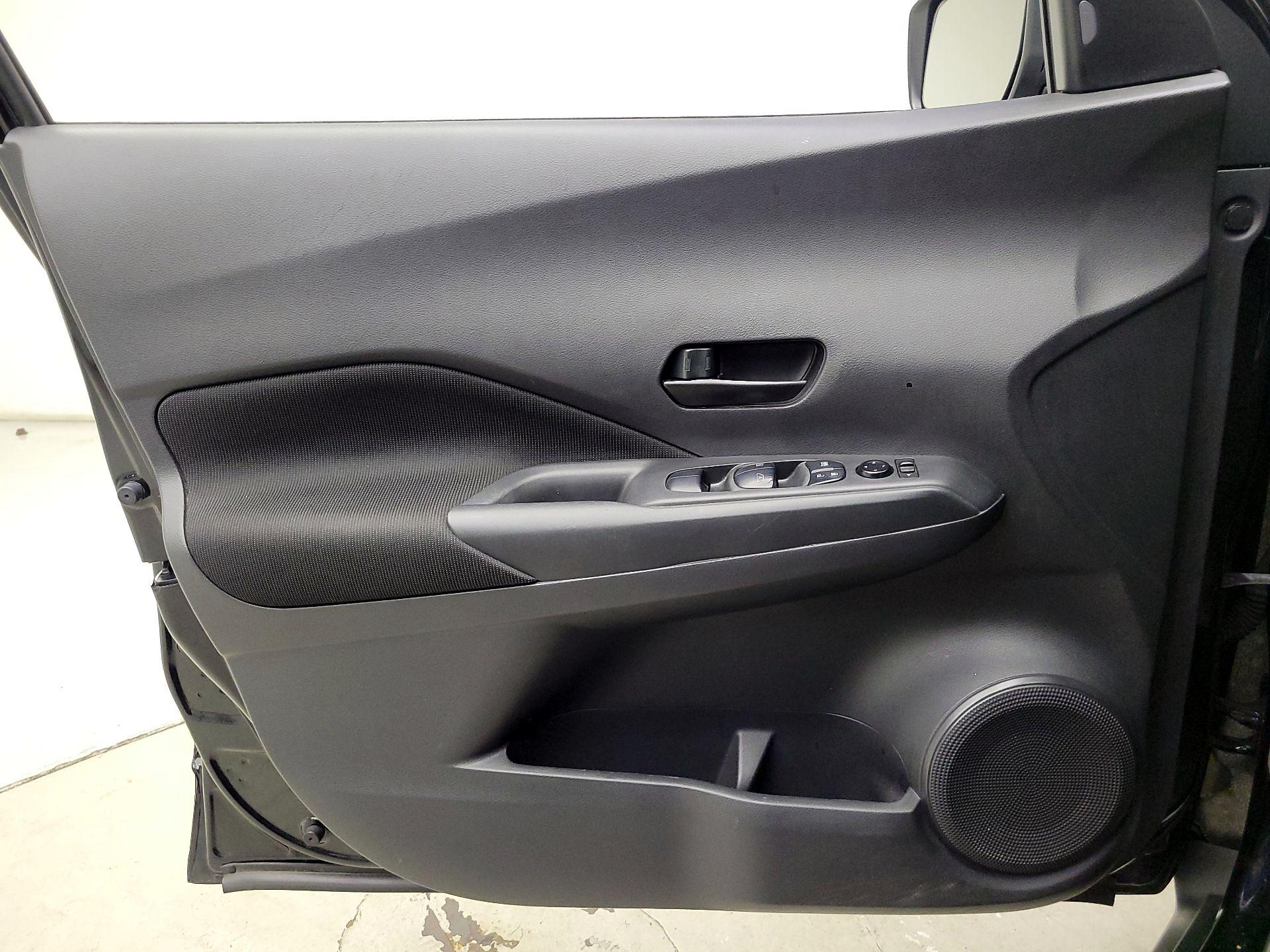 Thumbnail: 2022 Nissan Kicks - 12