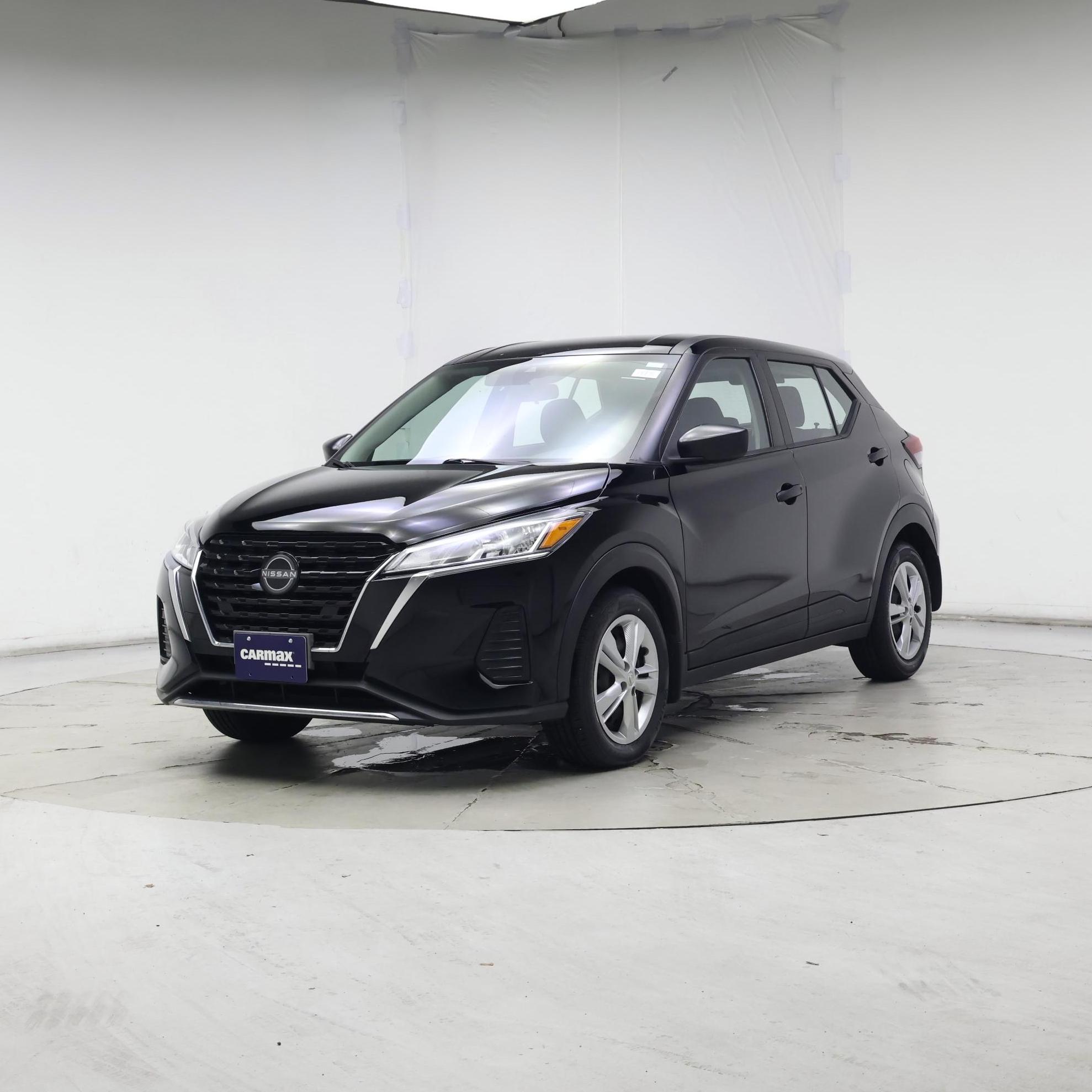 Thumbnail: 2022 Nissan Kicks - 4