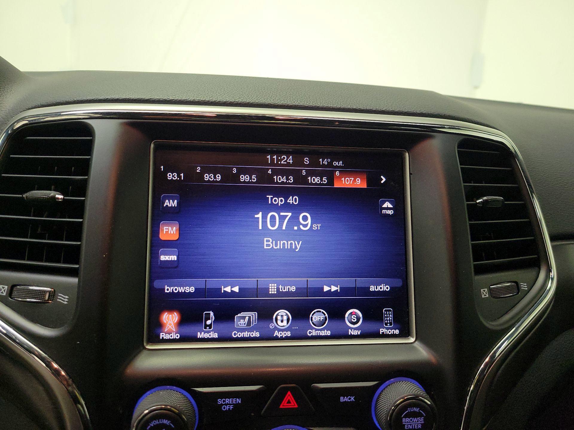 Thumbnail: 2017 Jeep Grand Cherokee - 15