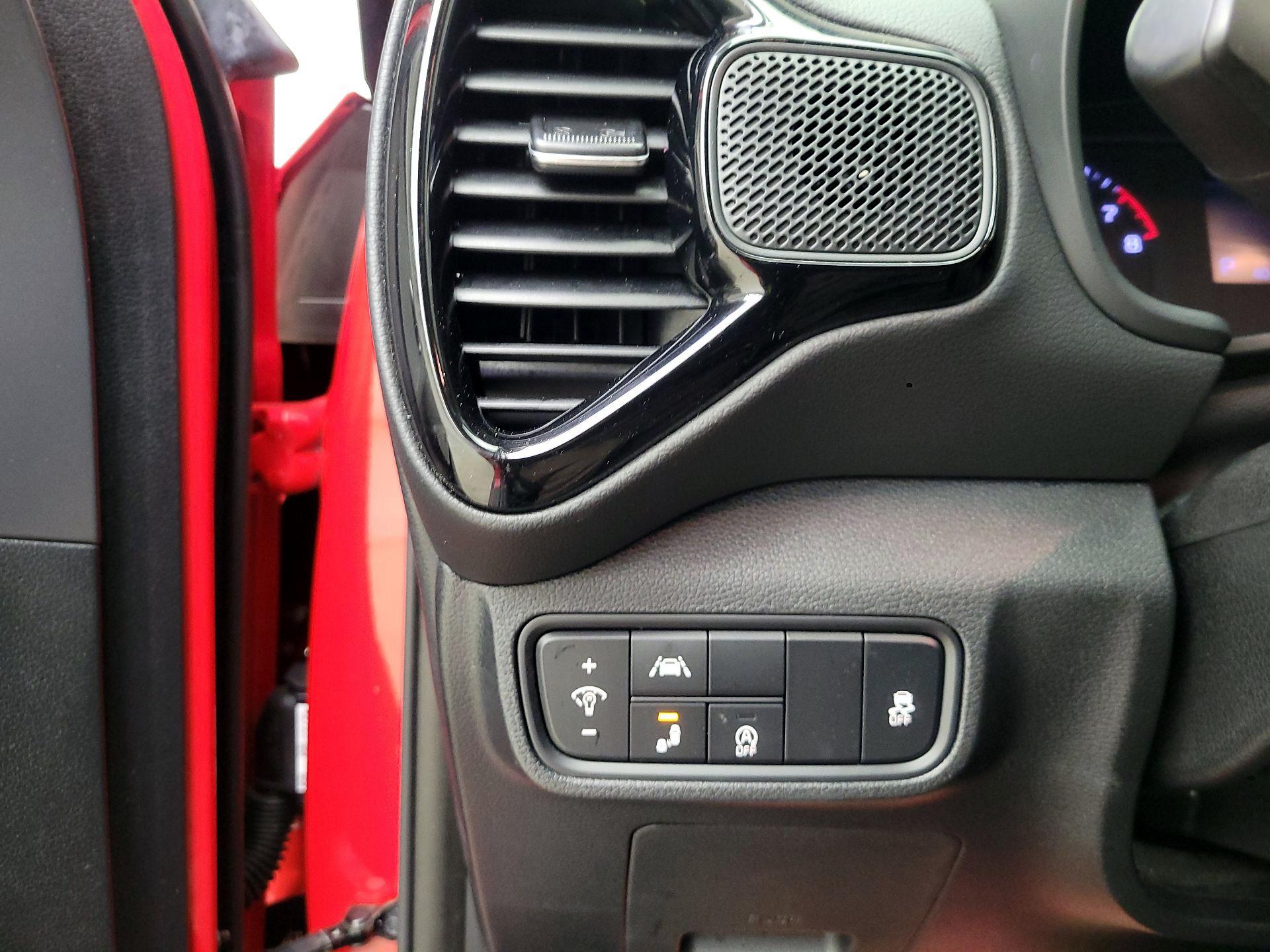 Thumbnail: 2020 Kia Soul - 13