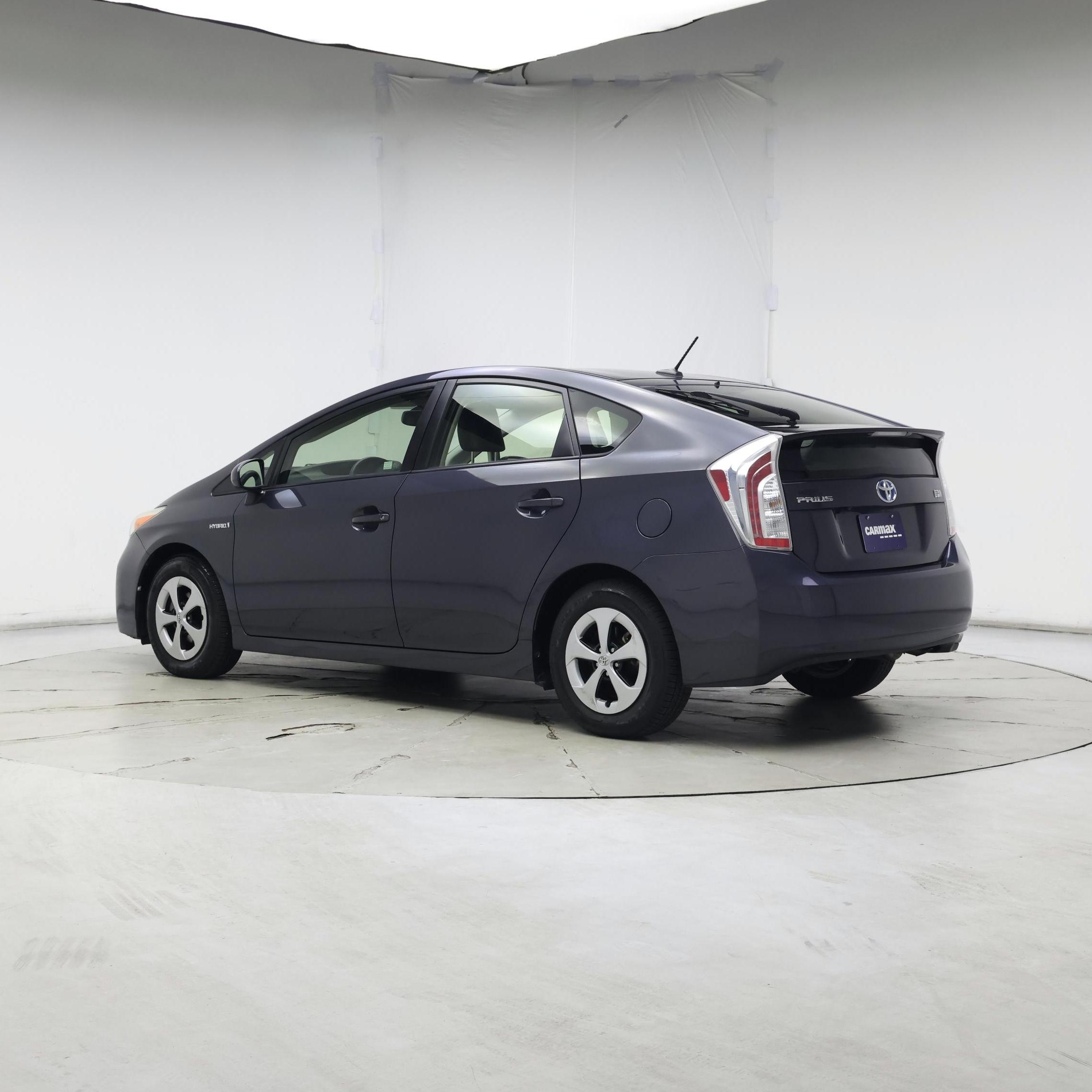 Thumbnail: 2015 Toyota Prius - 2
