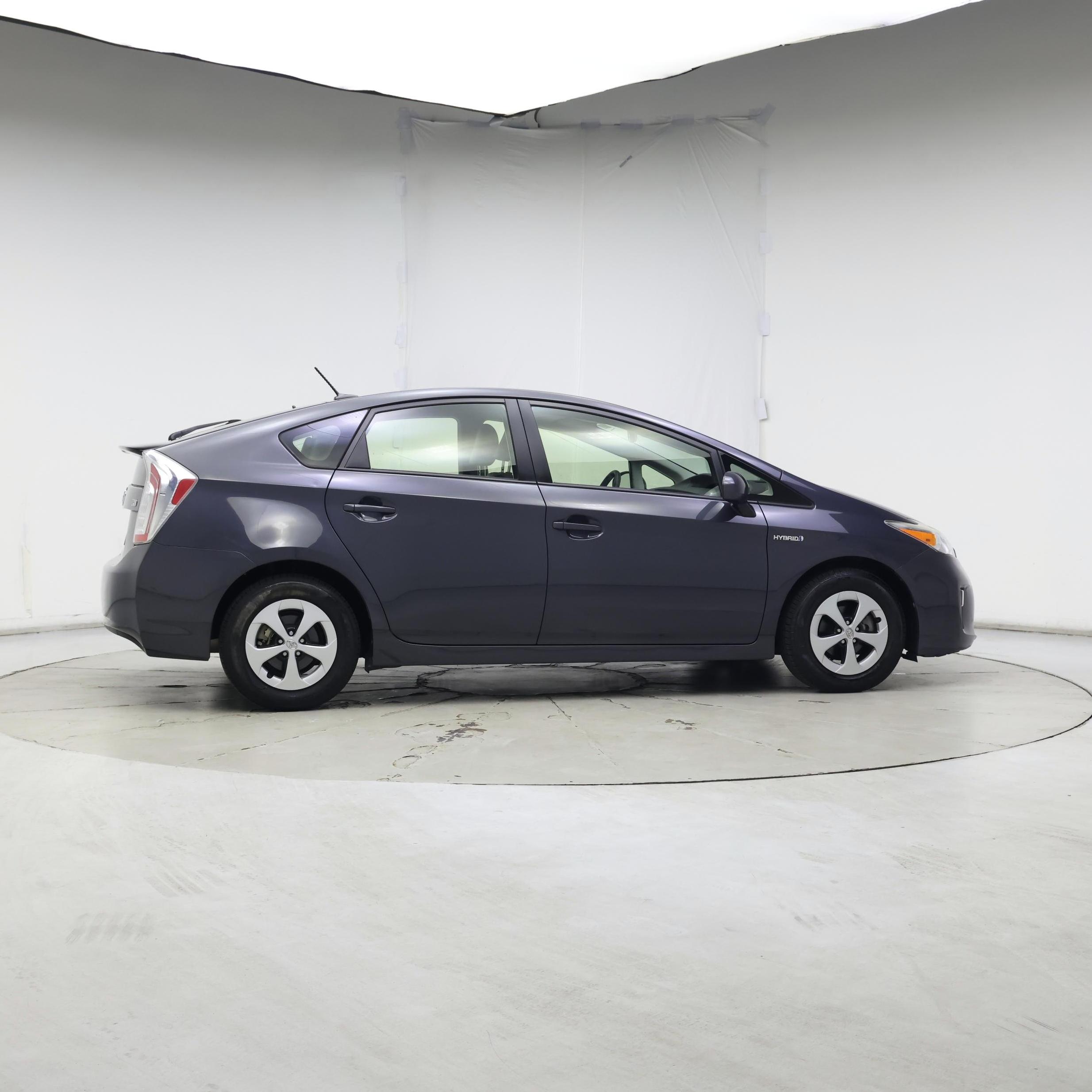 Thumbnail: 2015 Toyota Prius - 7