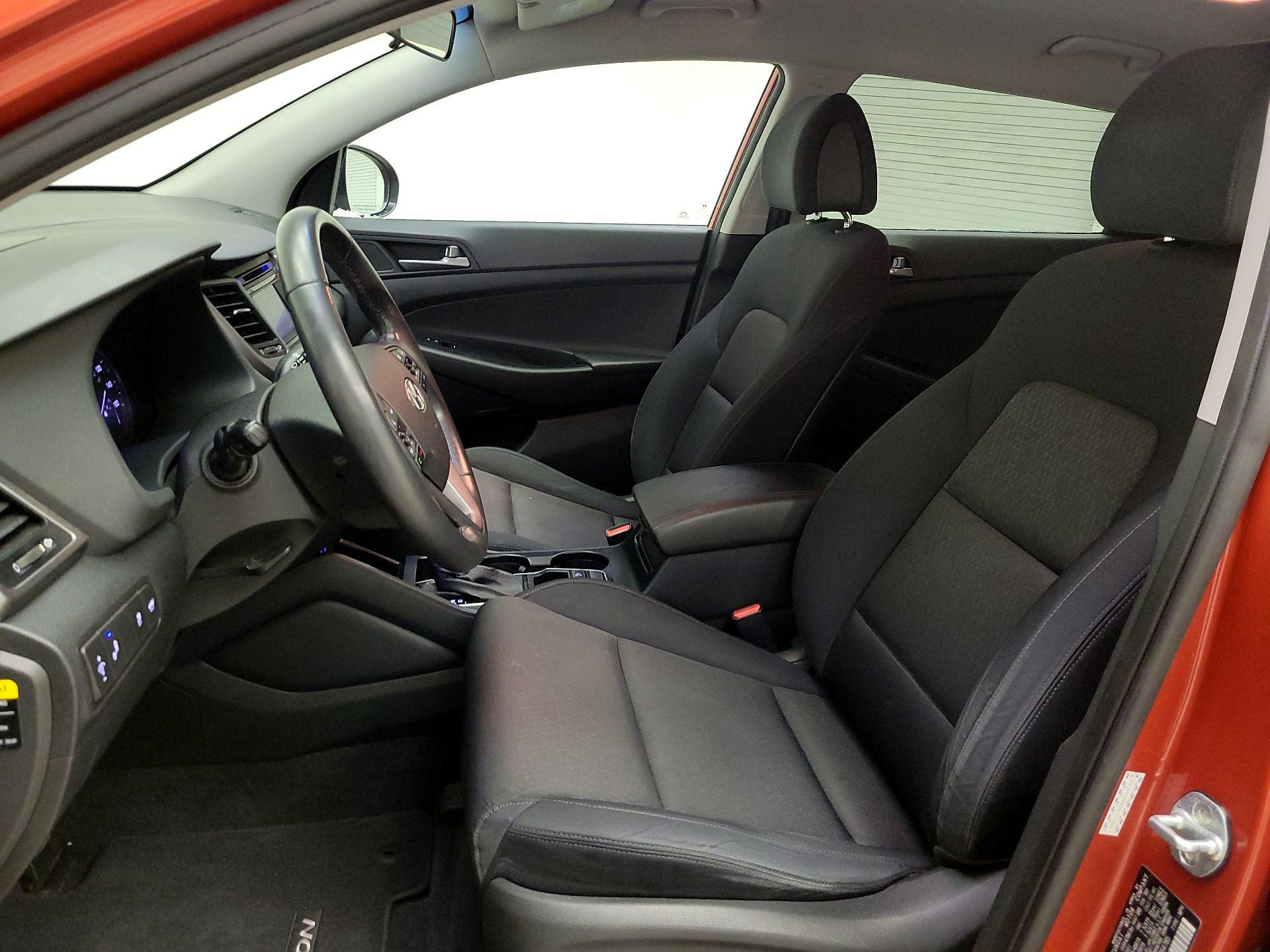 Thumbnail: 2017 Hyundai Tucson - 11