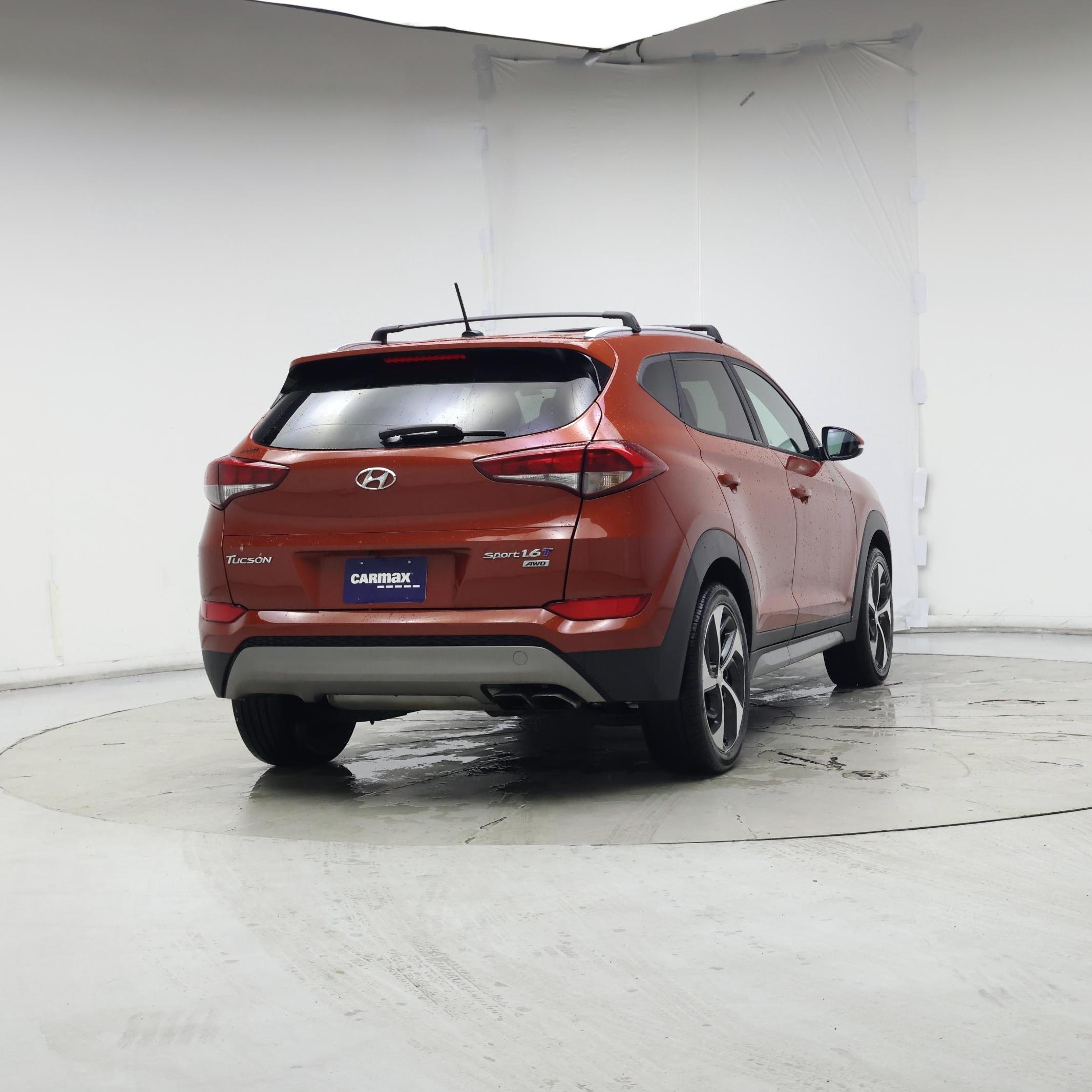 Thumbnail: 2017 Hyundai Tucson - 8