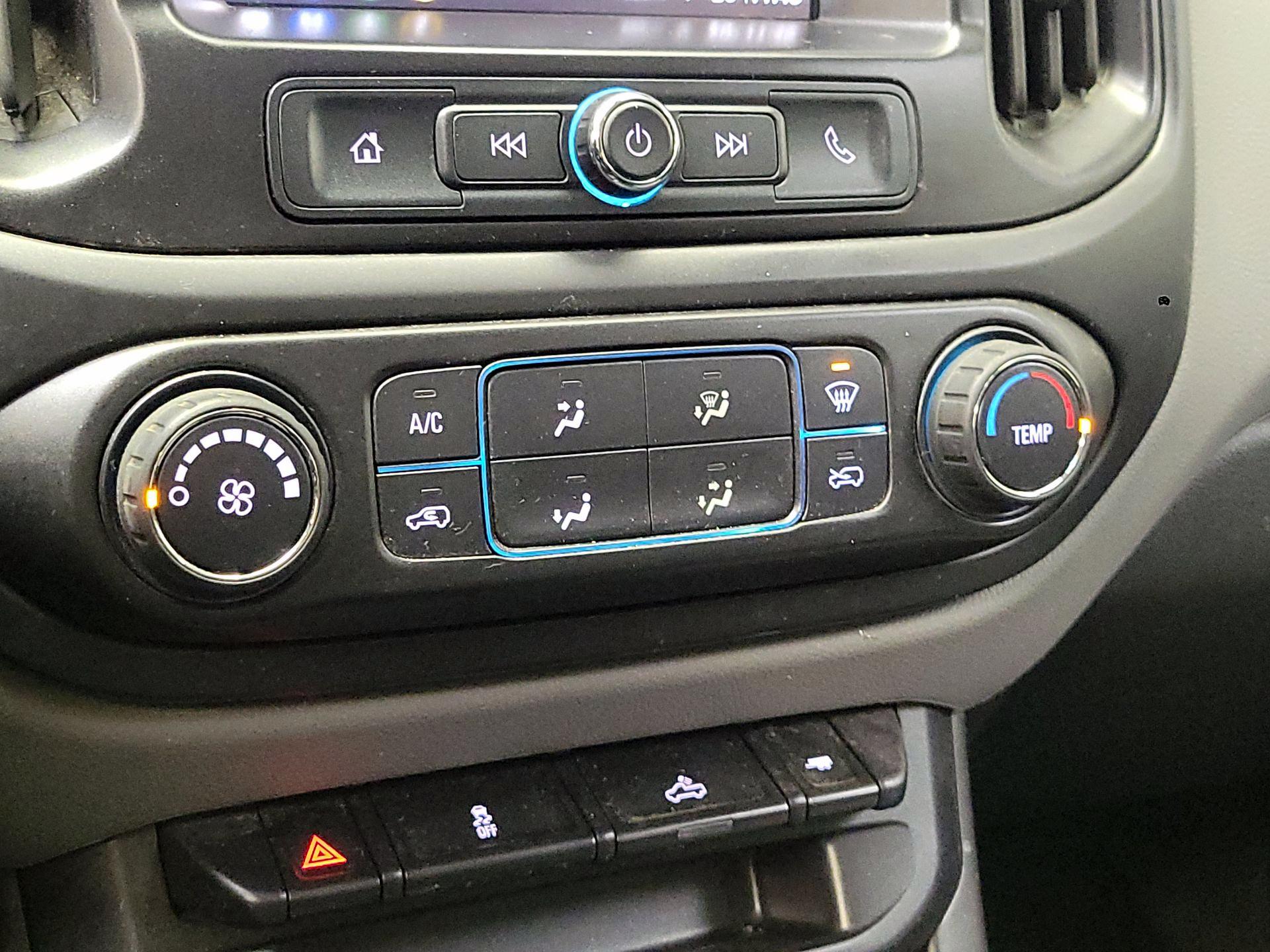 Thumbnail: 2019 Chevrolet Colorado - 16