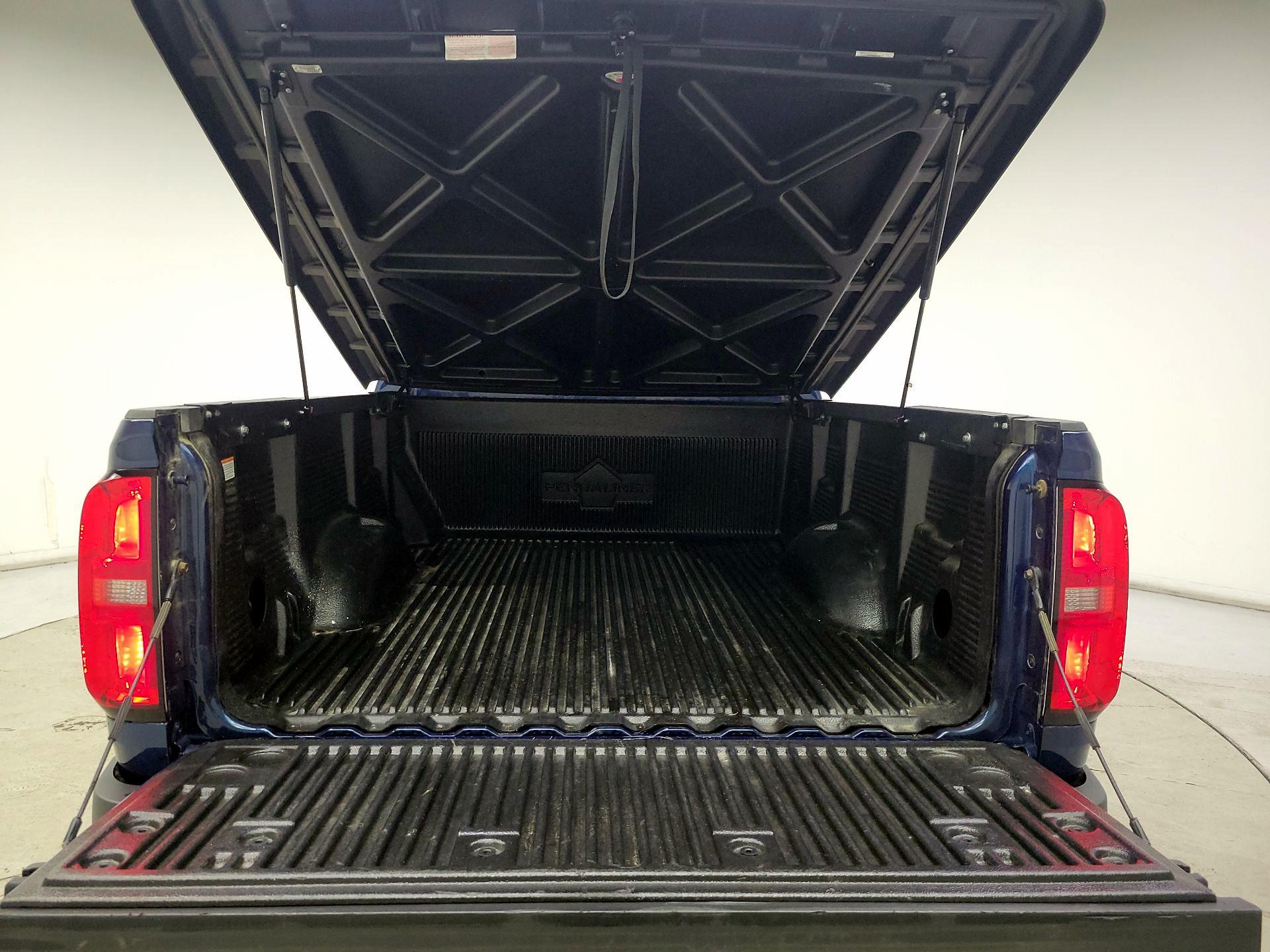 Thumbnail: 2019 Chevrolet Colorado - 20