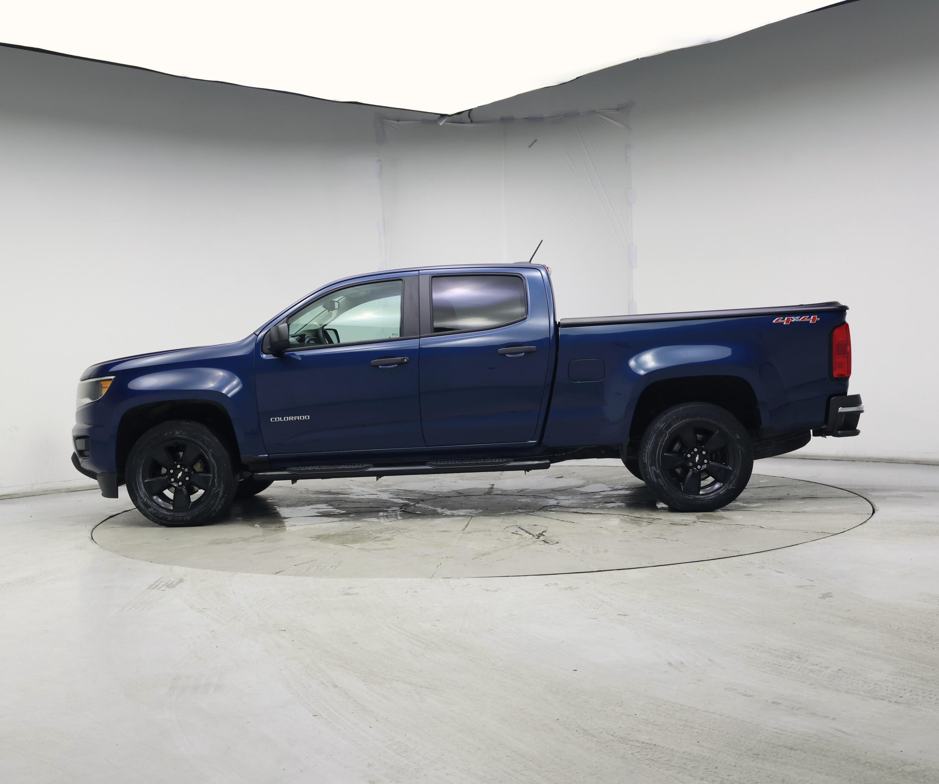 Thumbnail: 2019 Chevrolet Colorado - 3