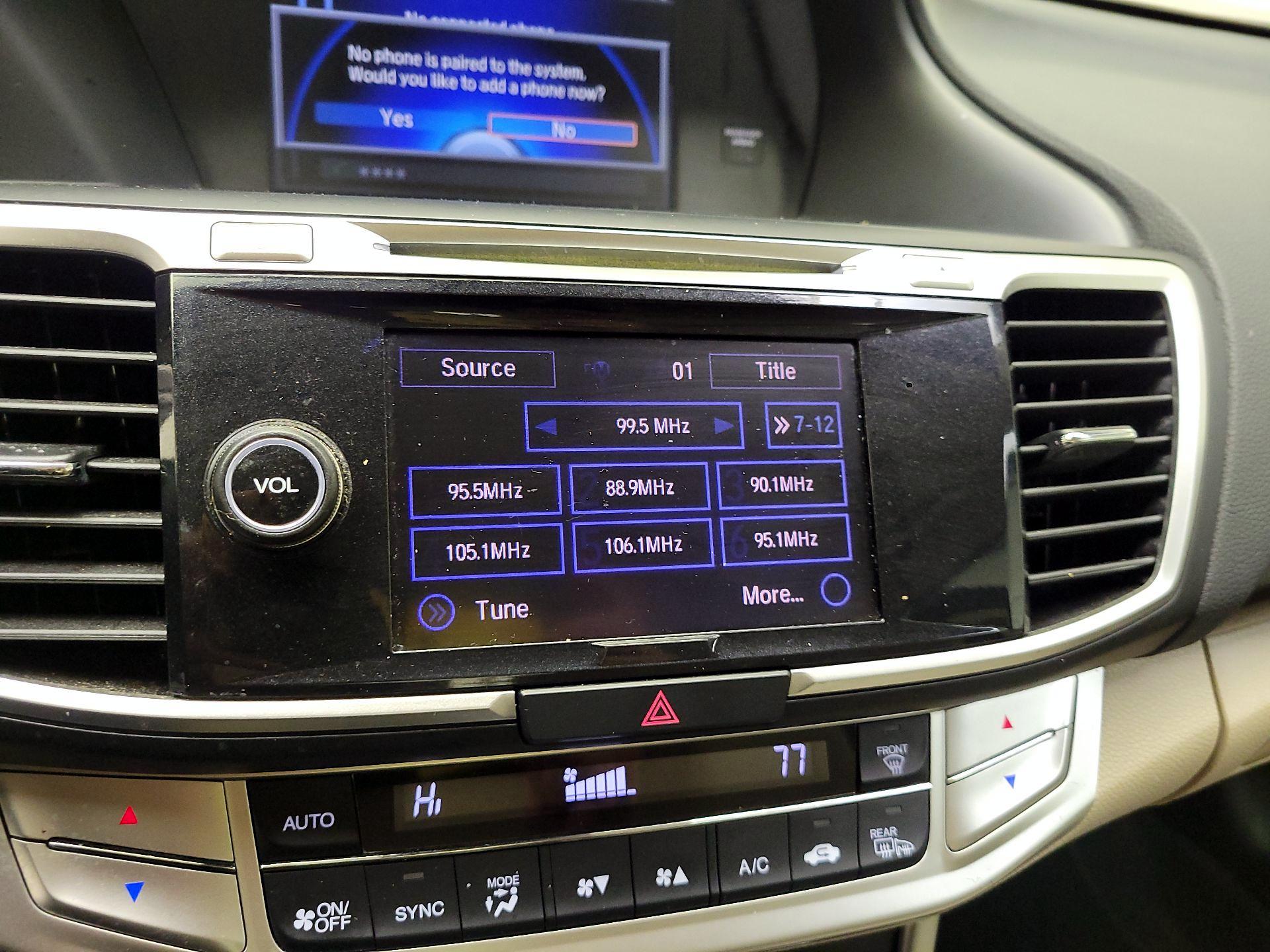 Thumbnail: 2015 Honda Accord - 15