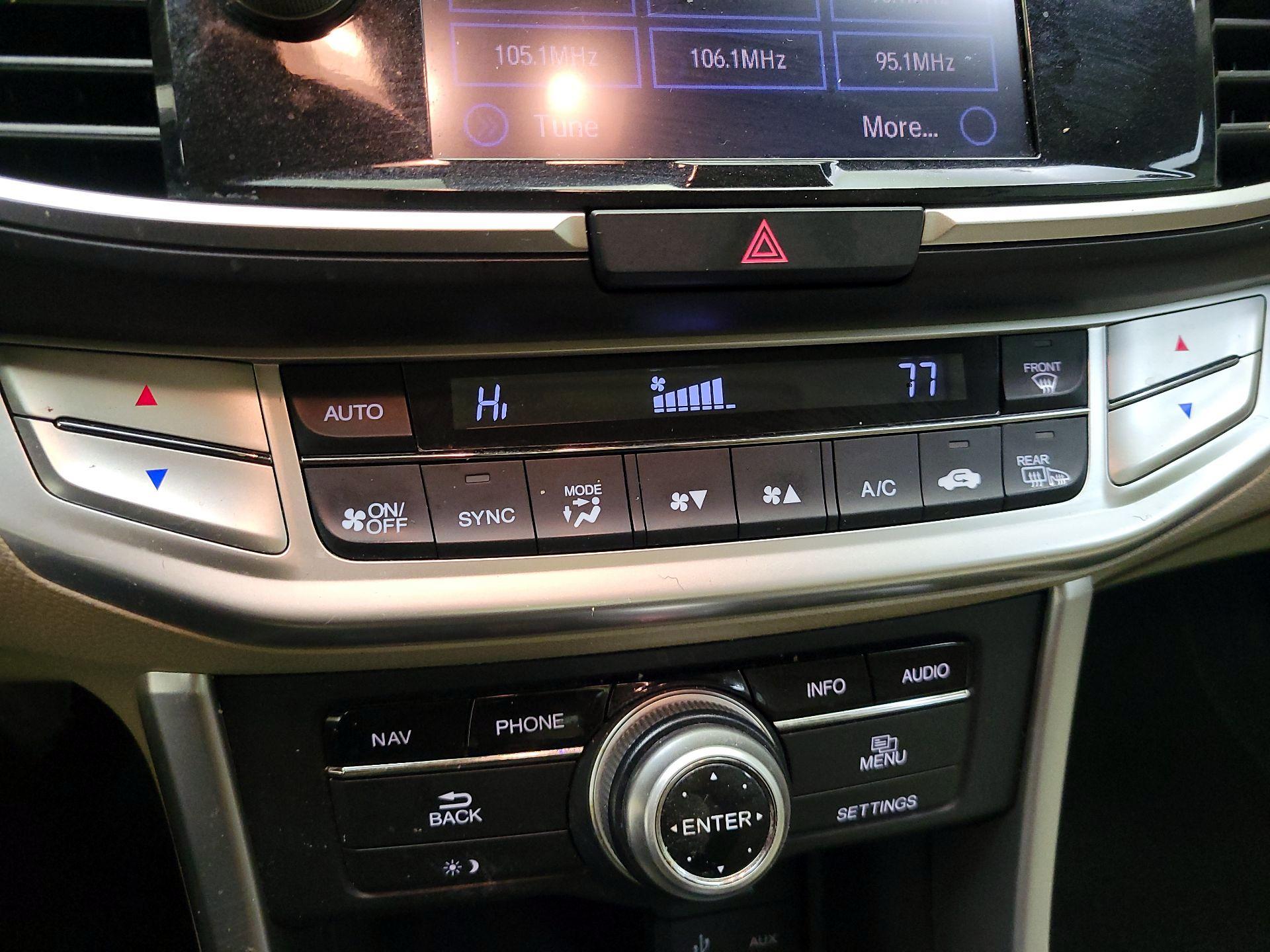 Thumbnail: 2015 Honda Accord - 16