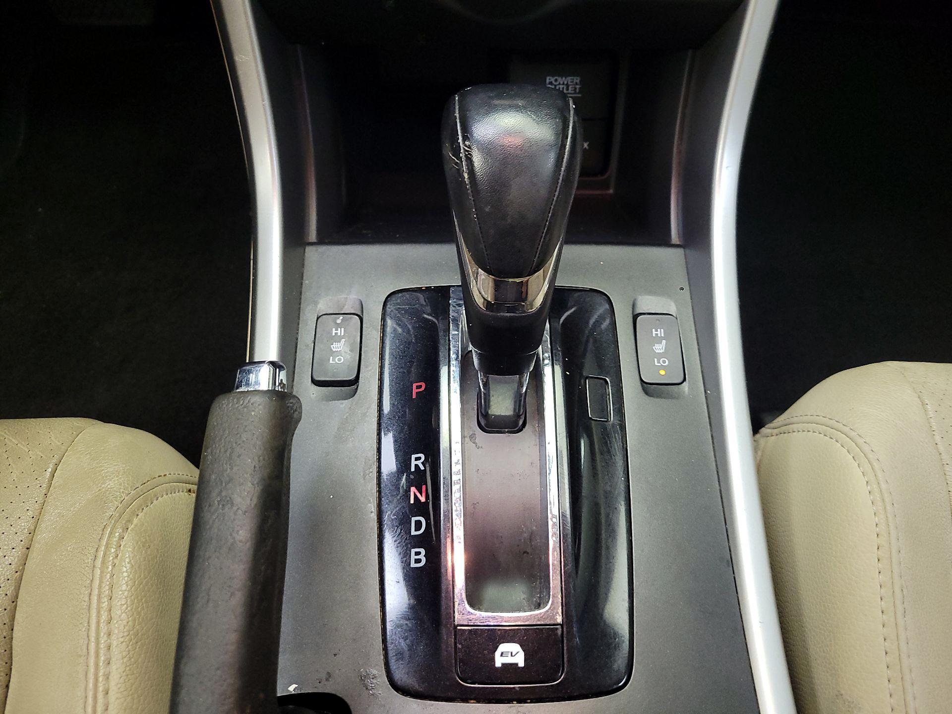 Thumbnail: 2015 Honda Accord - 17