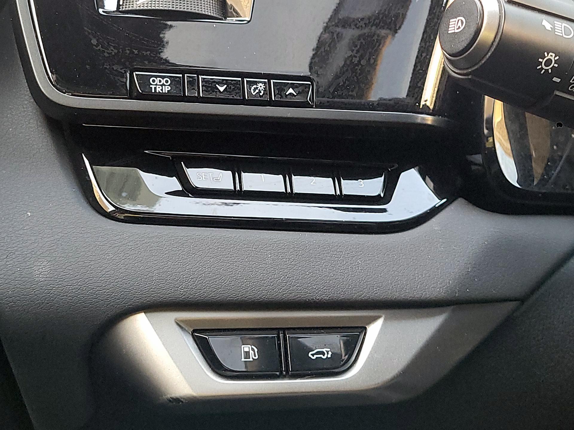 Thumbnail: 2023 Lexus RX - 11