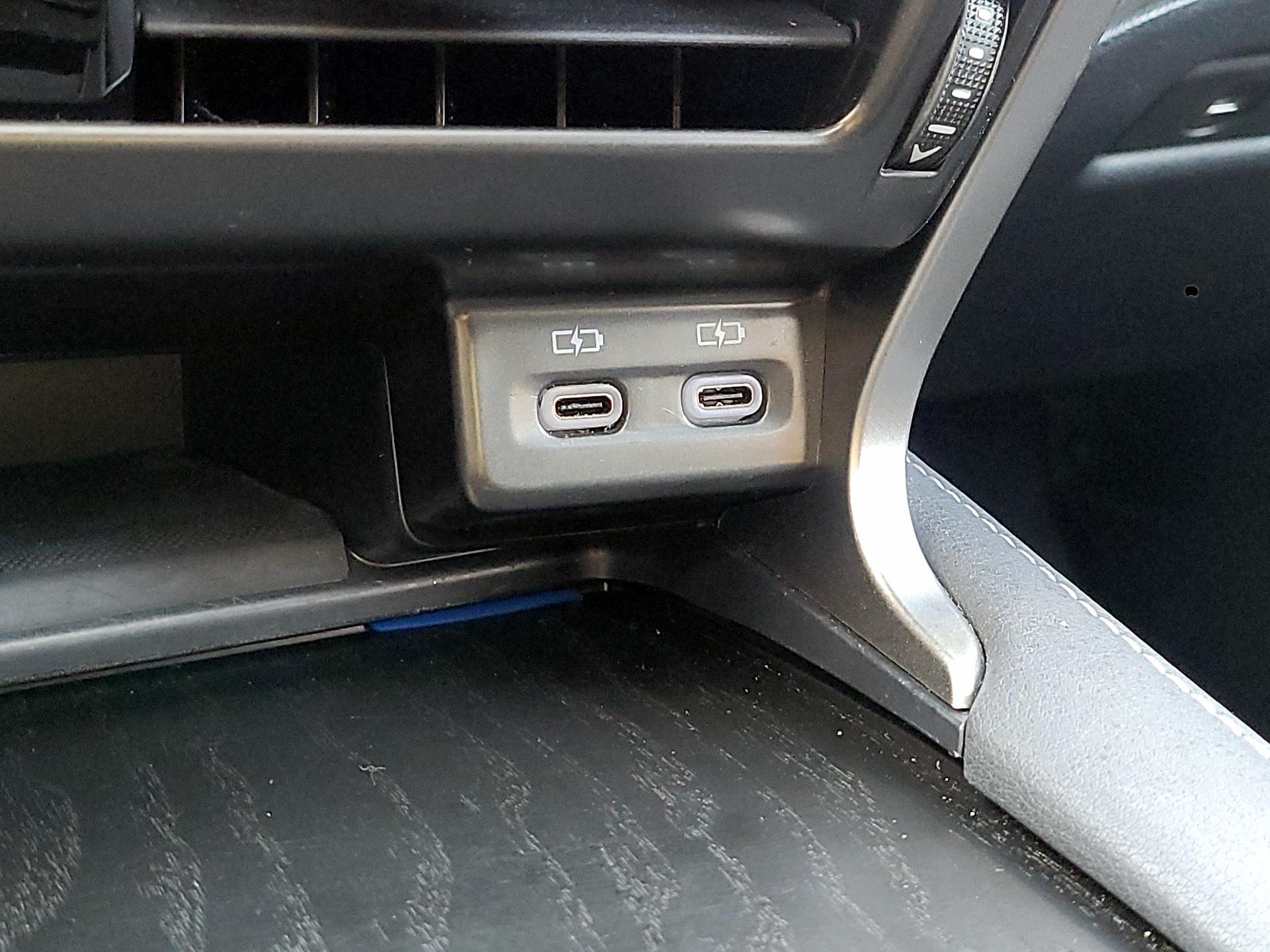 Thumbnail: 2023 Lexus RX - 17