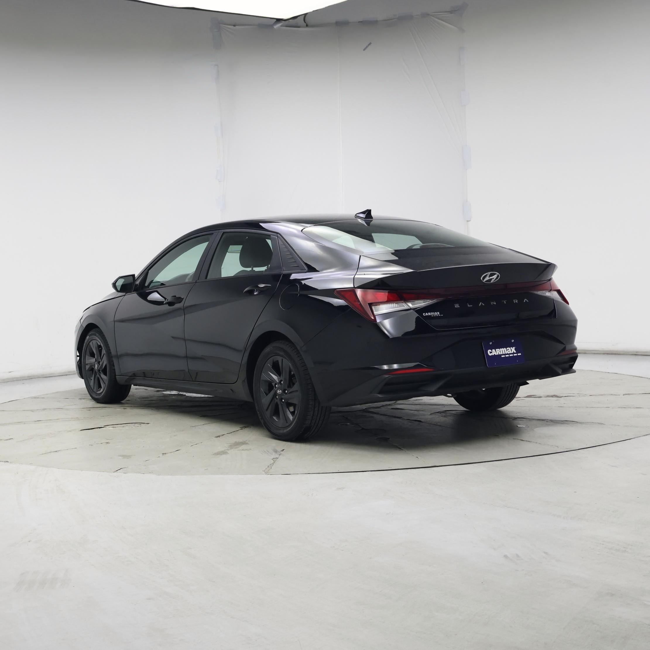 Thumbnail: 2021 Hyundai Elantra - 2