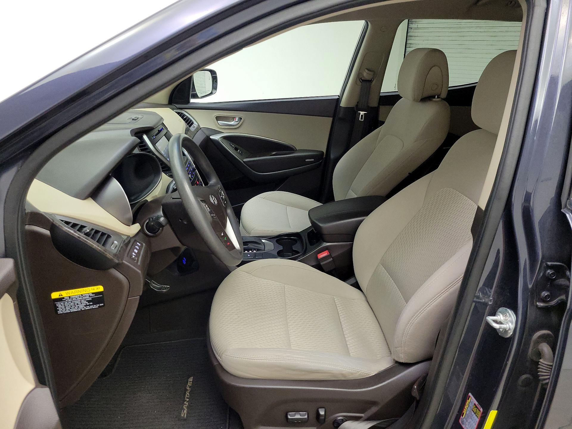 Thumbnail: 2017 Hyundai Santa Fe - 11