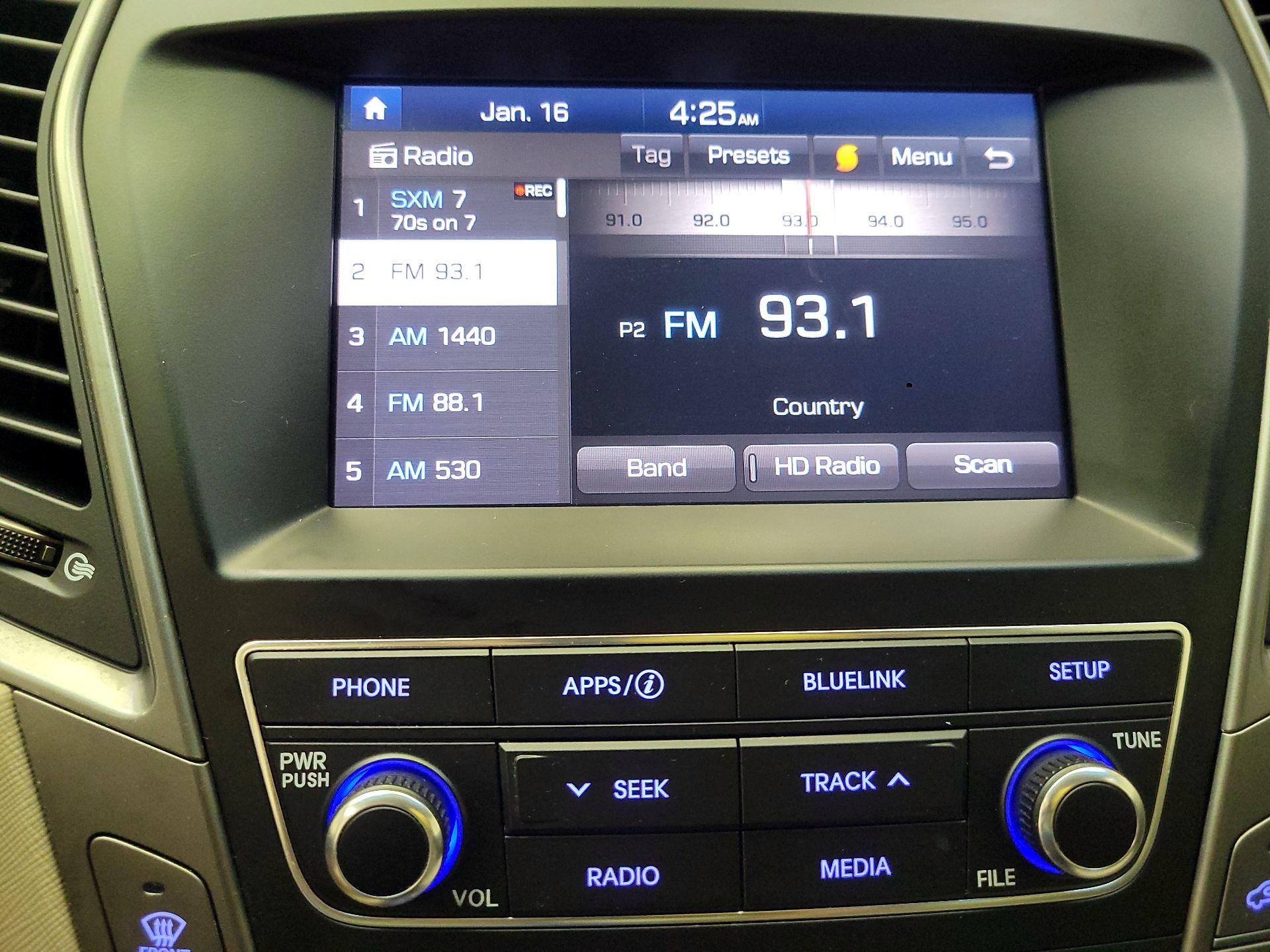 Thumbnail: 2017 Hyundai Santa Fe - 15