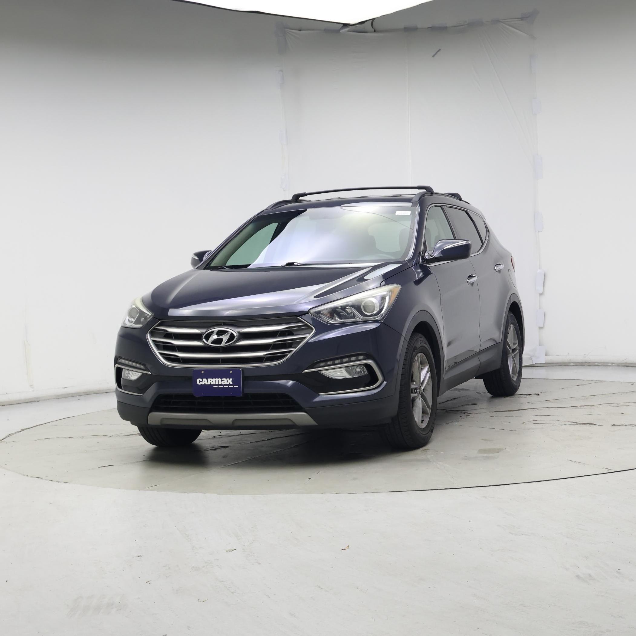 Thumbnail: 2017 Hyundai Santa Fe - 4