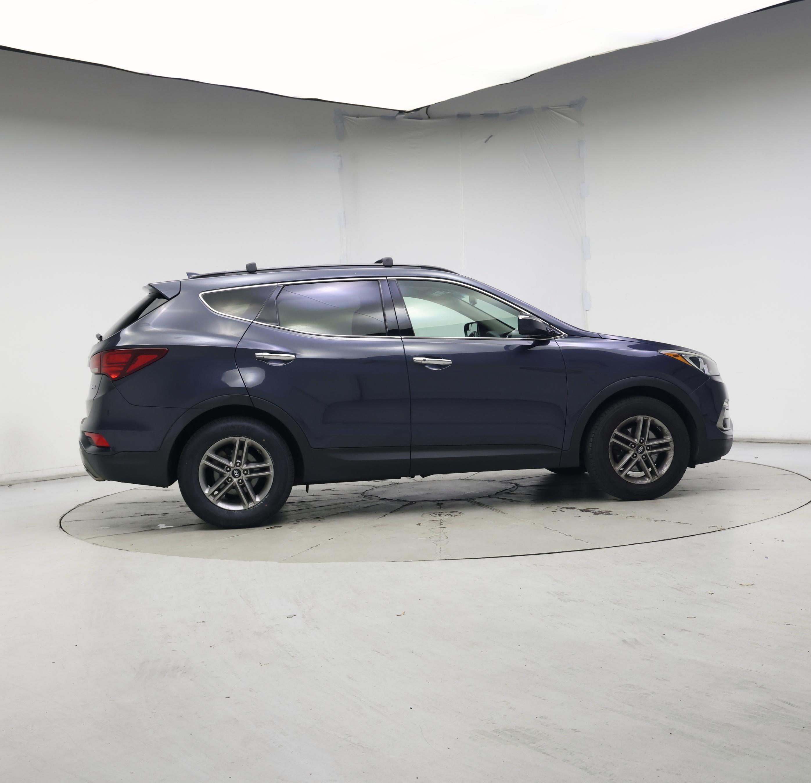 Thumbnail: 2017 Hyundai Santa Fe - 7