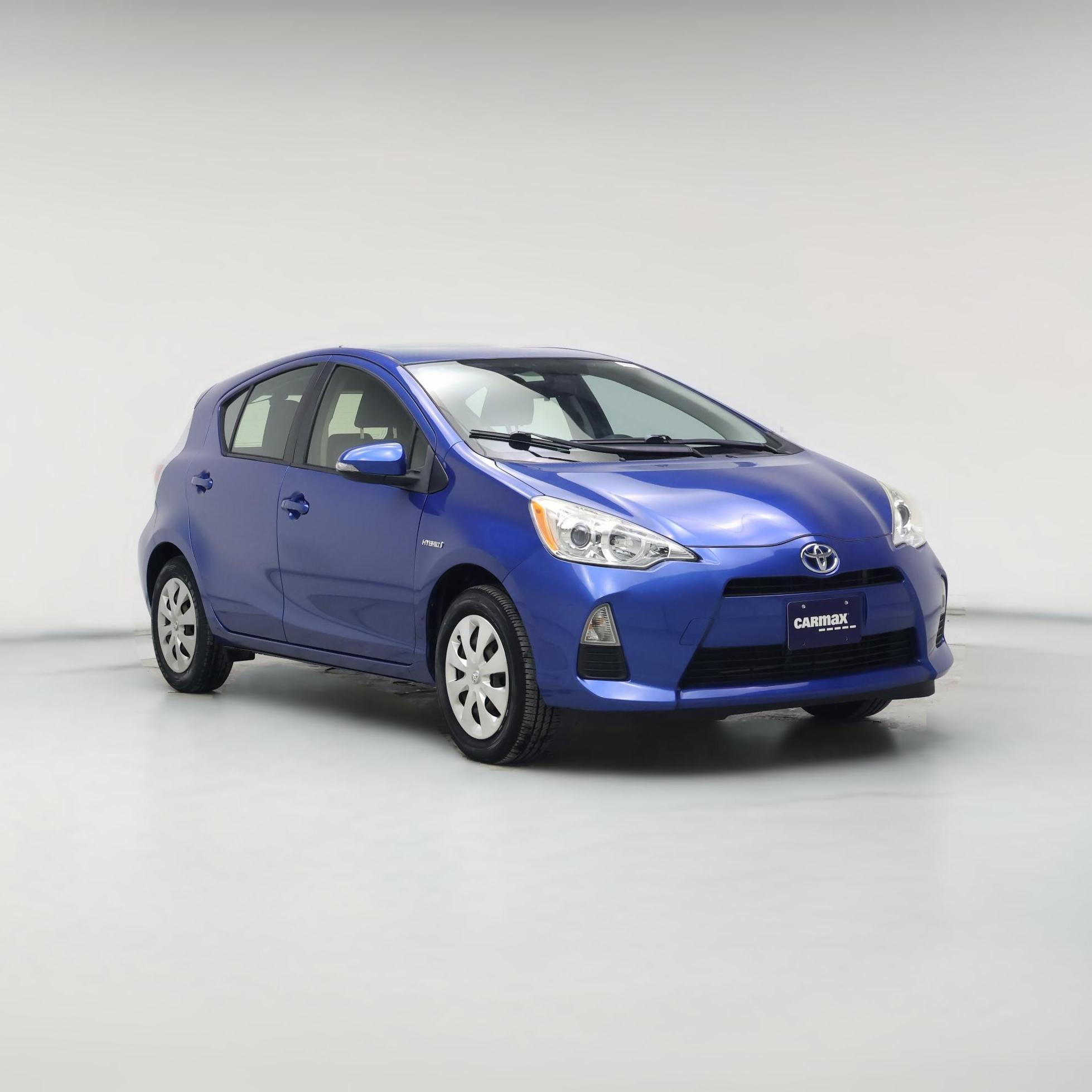 Thumbnail: 2014 Toyota Prius c - 1
