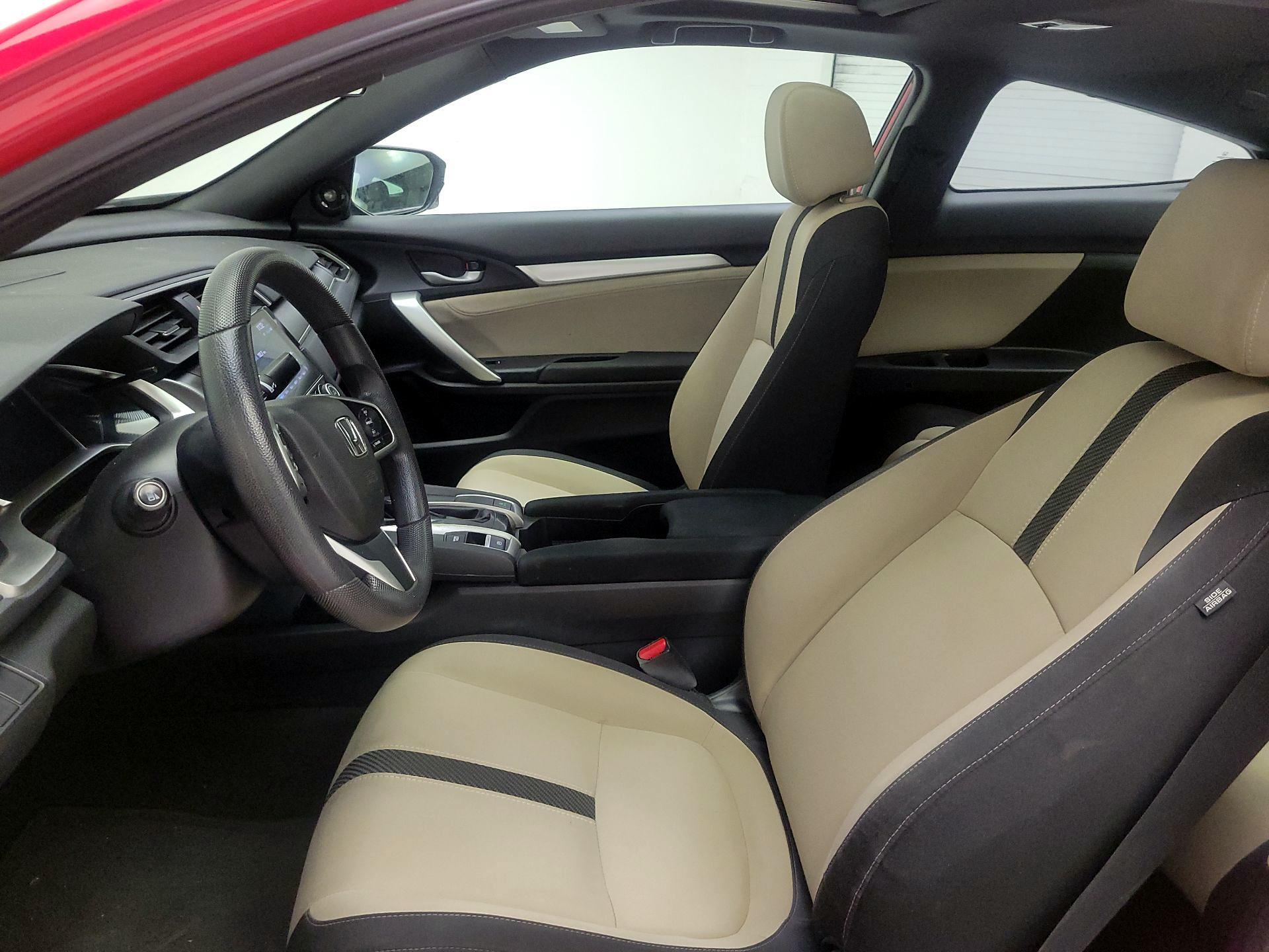 Thumbnail: 2017 Honda Civic - 9