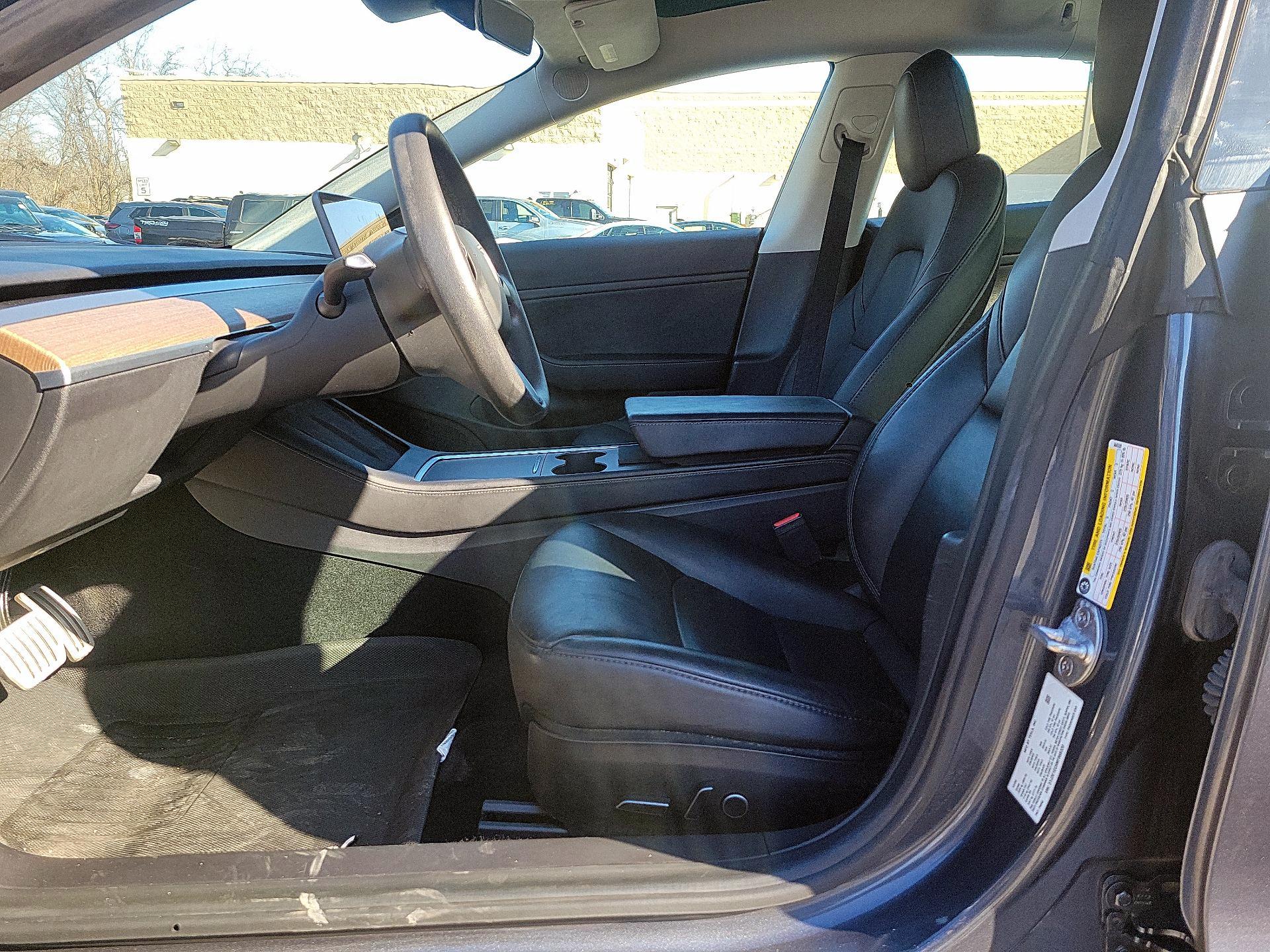 Thumbnail: 2021 Tesla Model 3 - 9