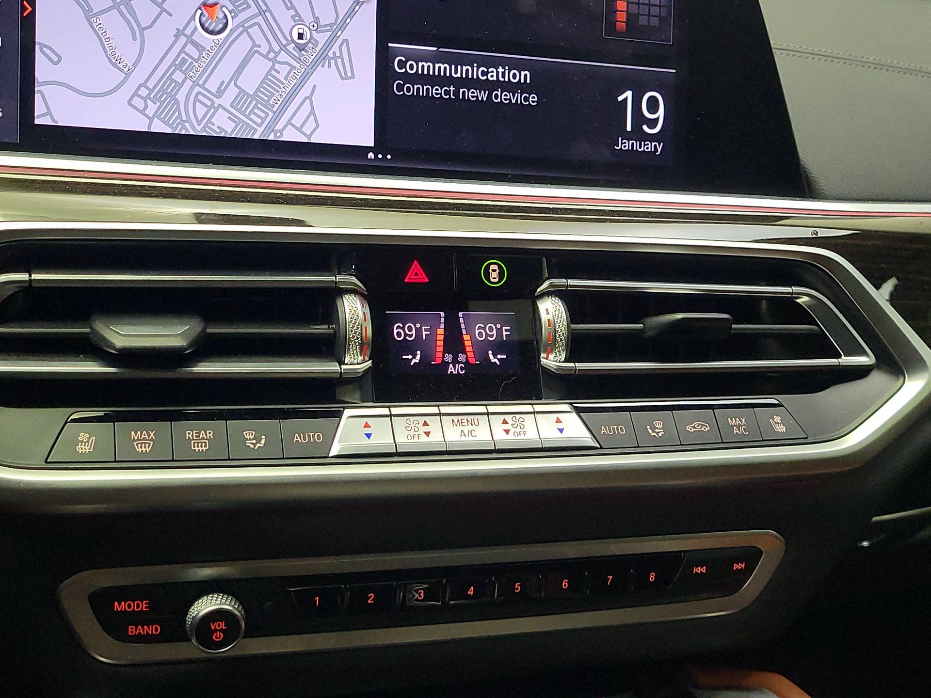 Thumbnail: 2021 BMW X6 - 17