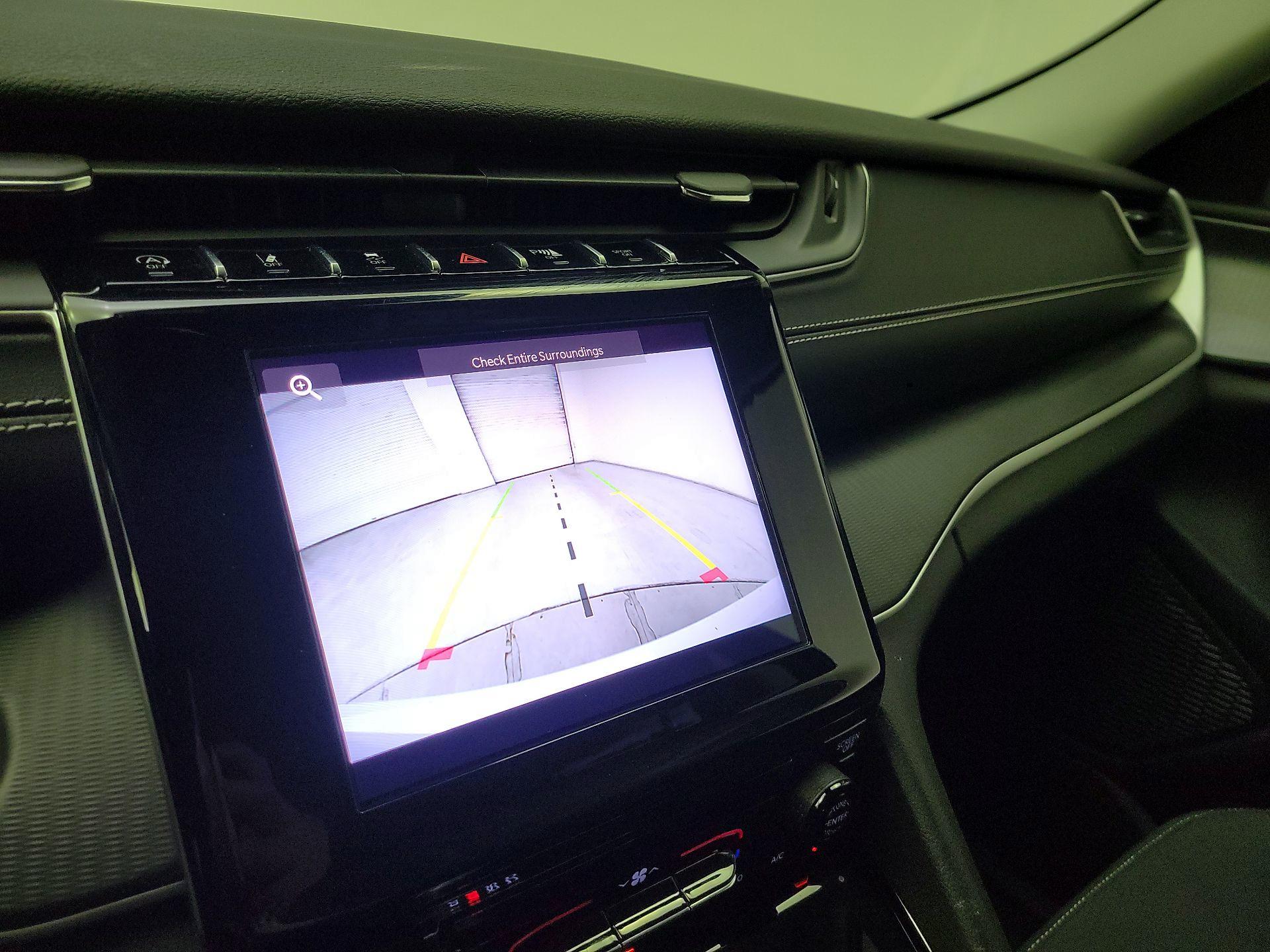 Thumbnail: 2023 Jeep Grand Cherokee - 14