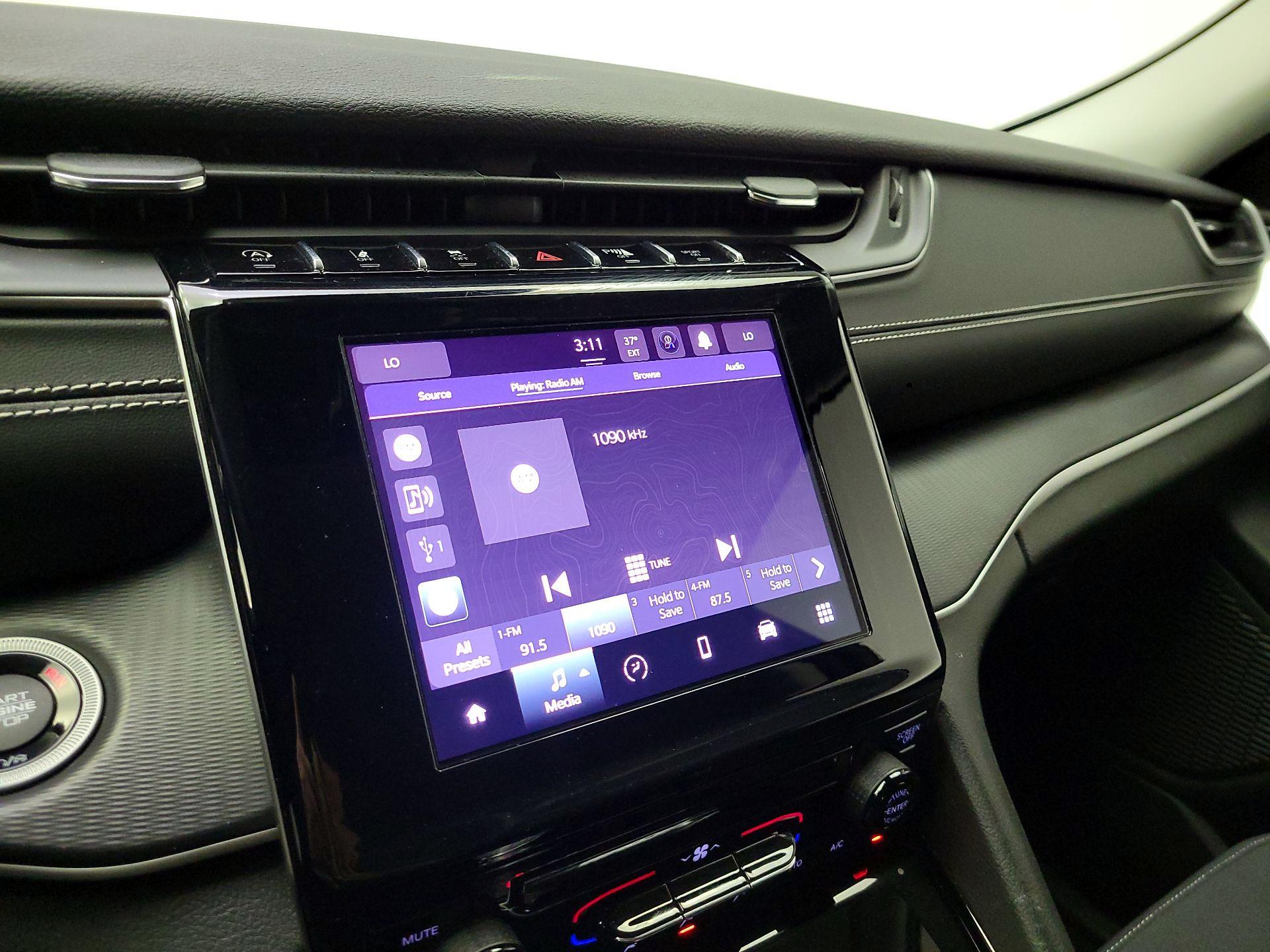 Thumbnail: 2023 Jeep Grand Cherokee - 15