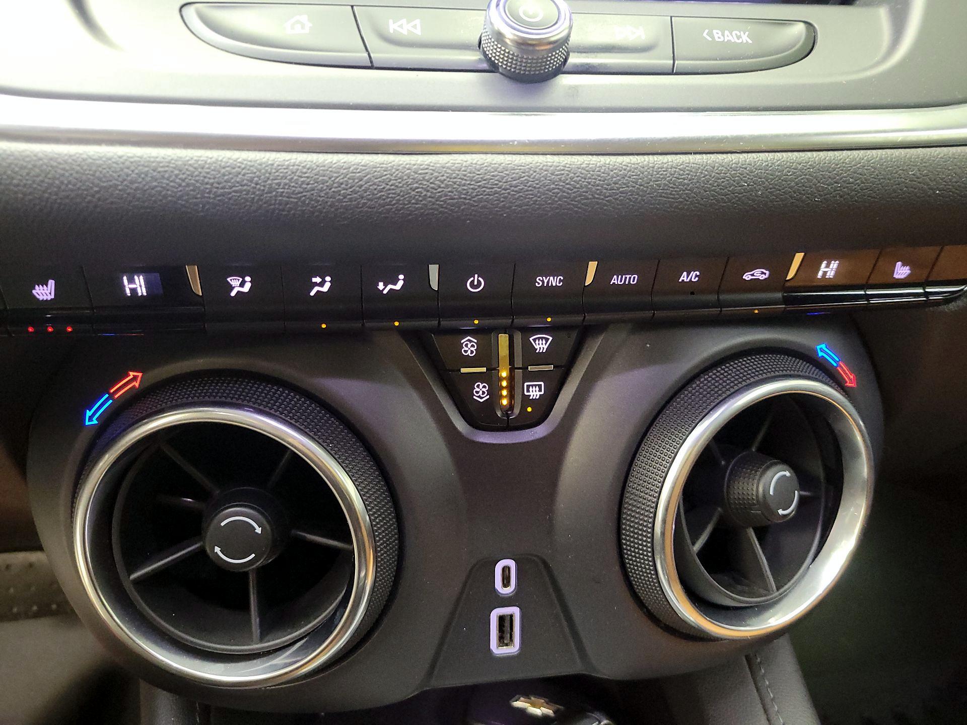 Thumbnail: 2020 Chevrolet Blazer - 16