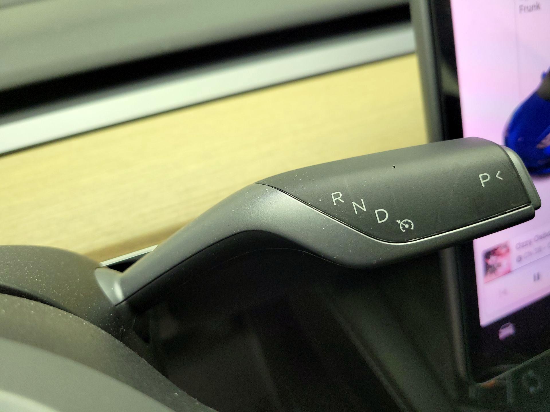 Thumbnail: 2022 Tesla Model 3 - 14