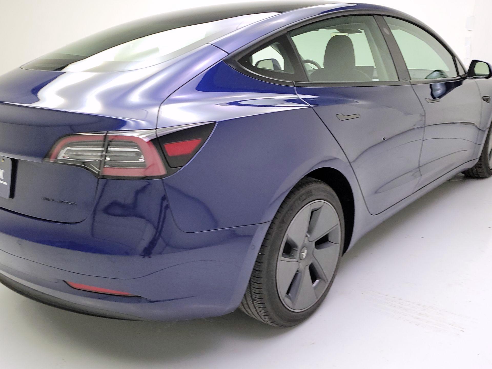 Thumbnail: 2022 Tesla Model 3 - 5