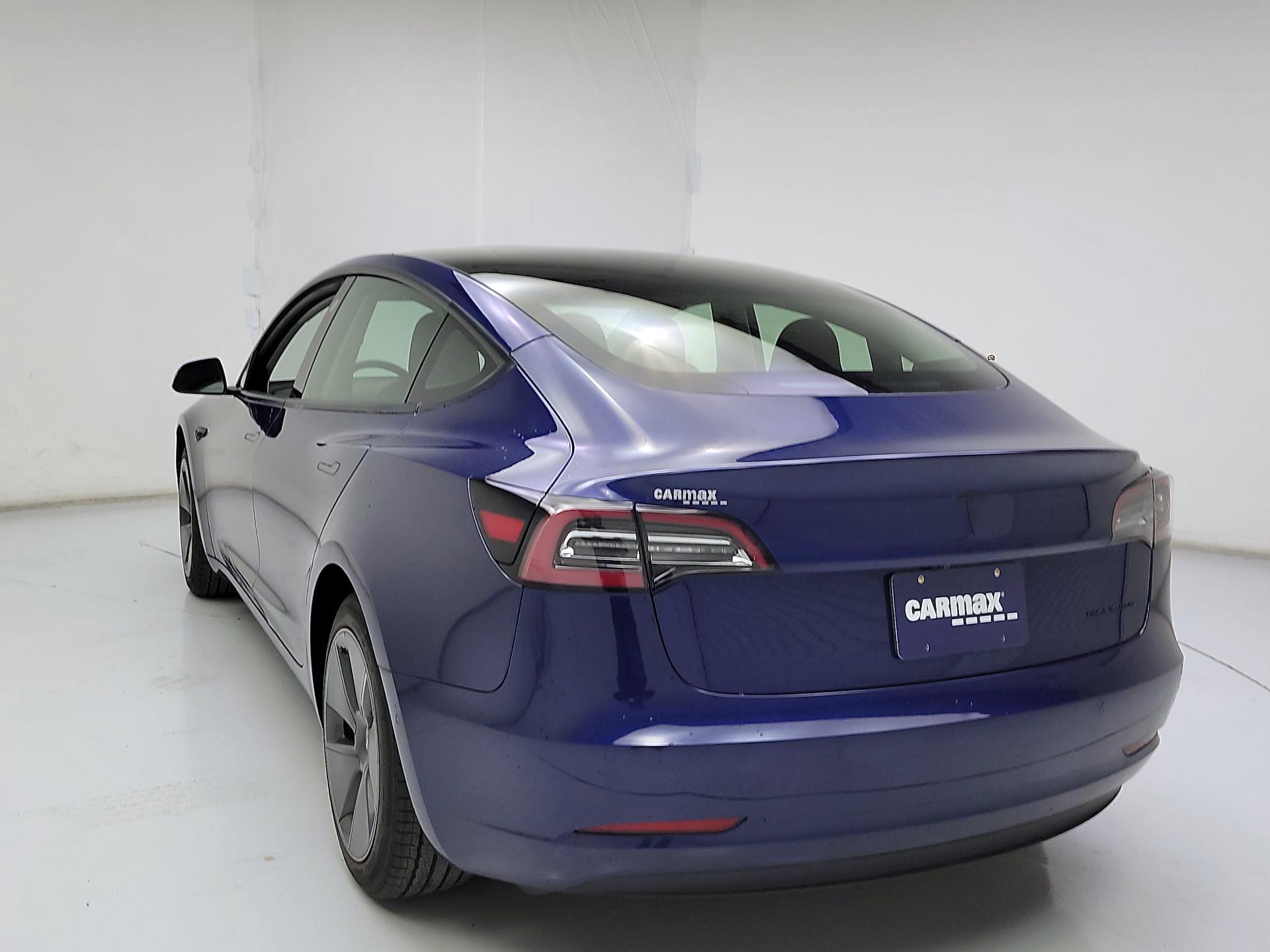 Thumbnail: 2022 Tesla Model 3 - 7