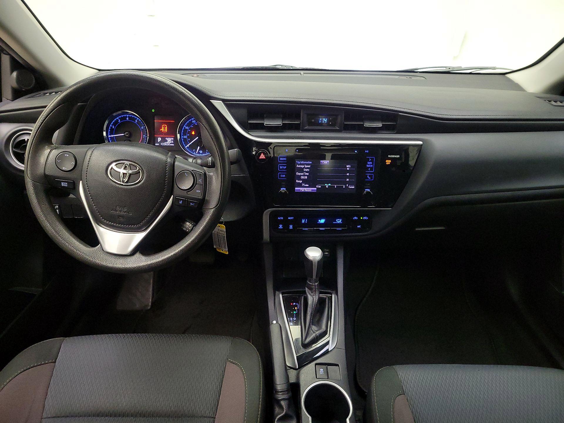 Thumbnail: 2017 Toyota Corolla - 9