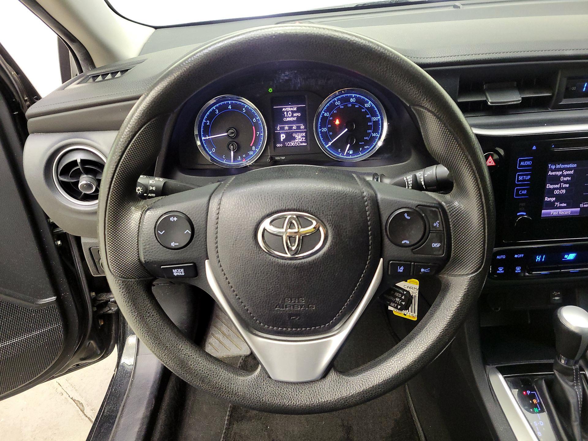 Thumbnail: 2017 Toyota Corolla - 10