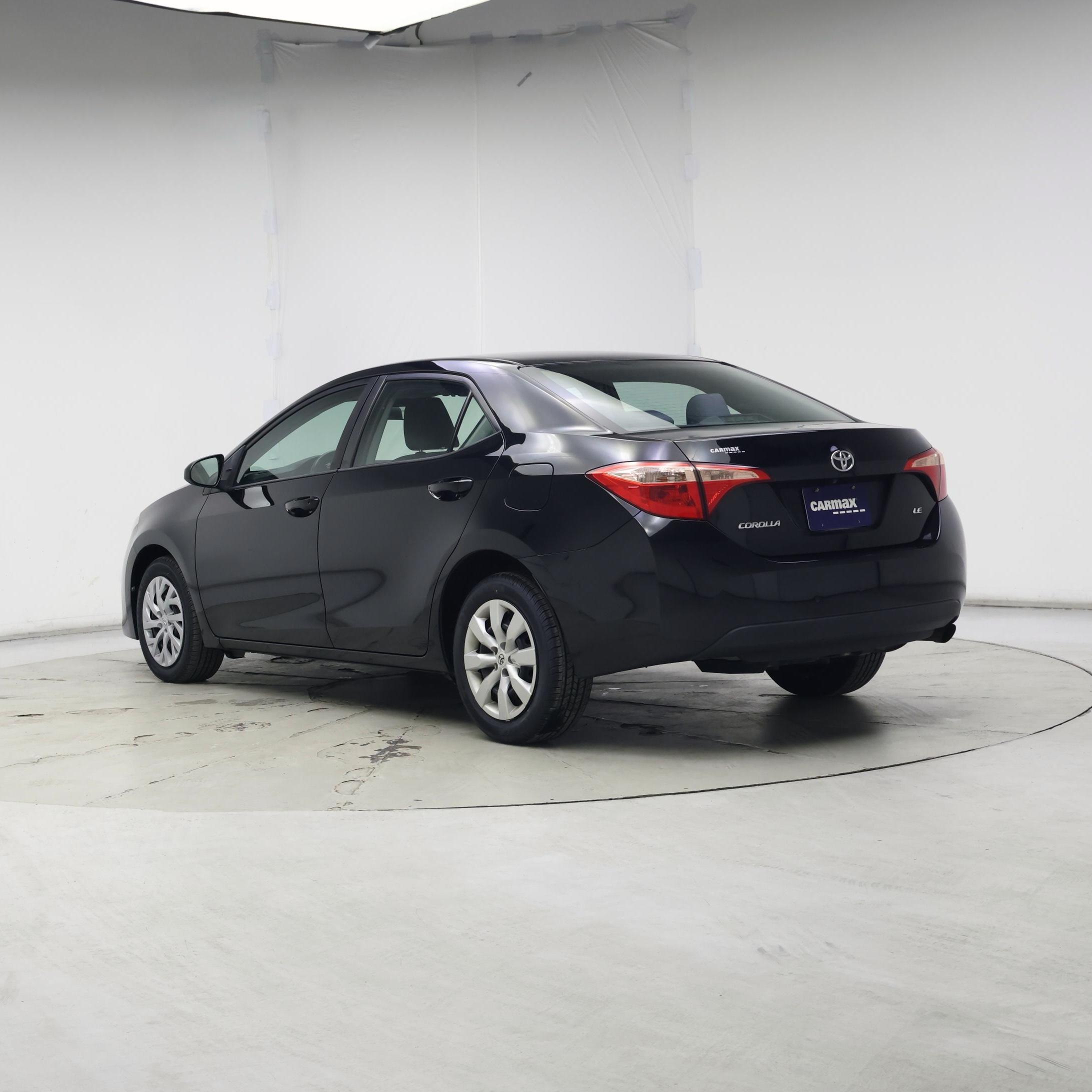 Thumbnail: 2017 Toyota Corolla - 2