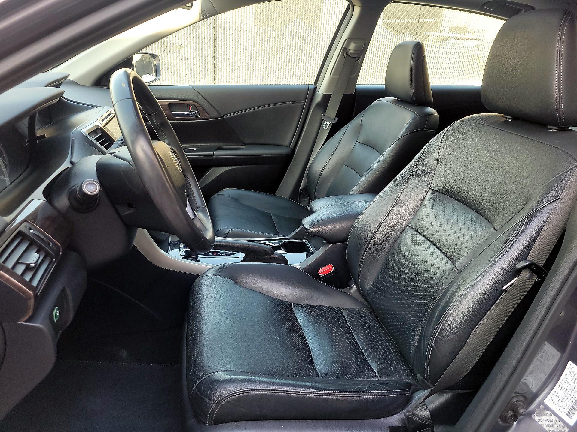 Thumbnail: 2016 Honda Accord - 9