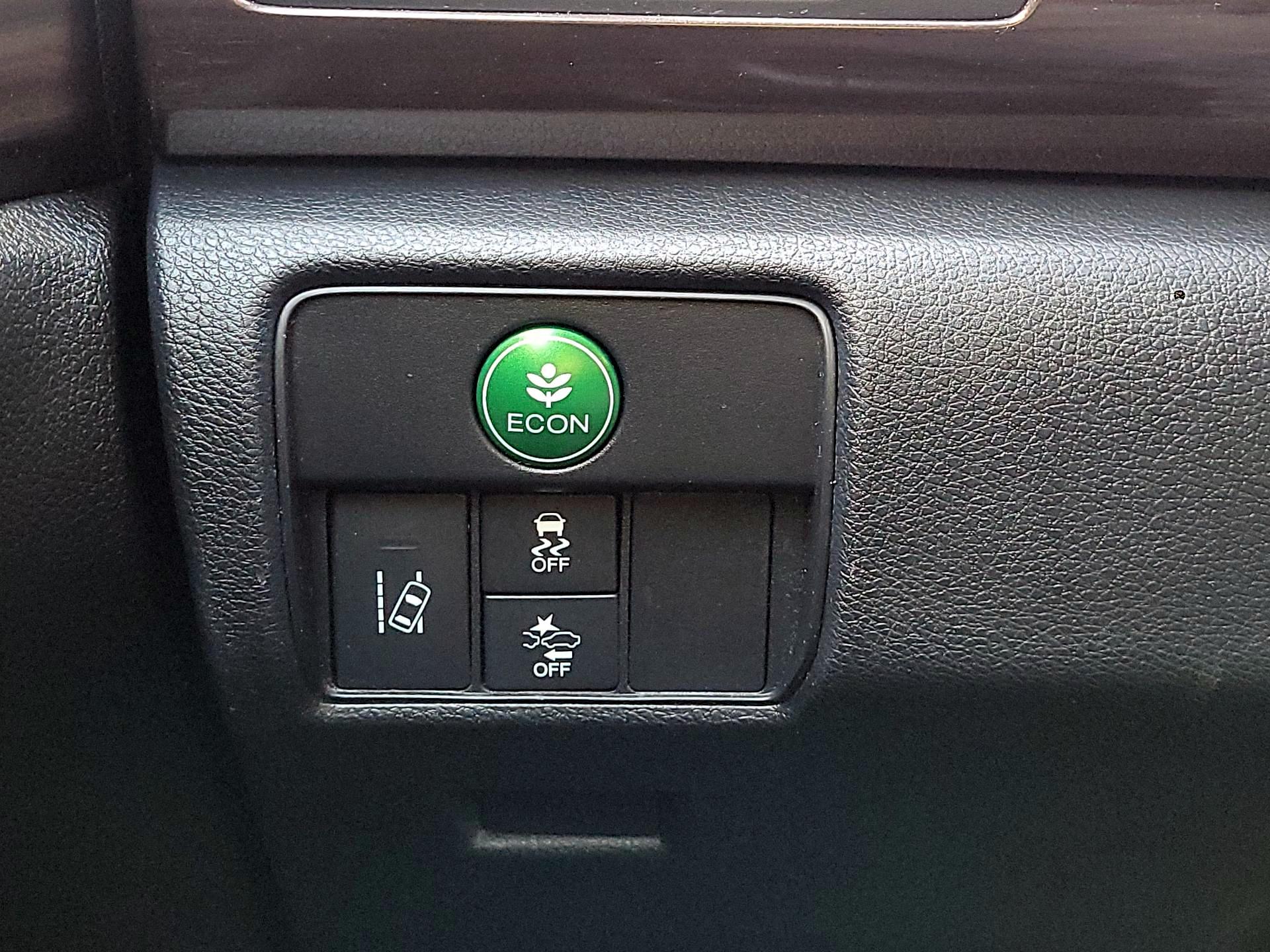 Thumbnail: 2016 Honda Accord - 11