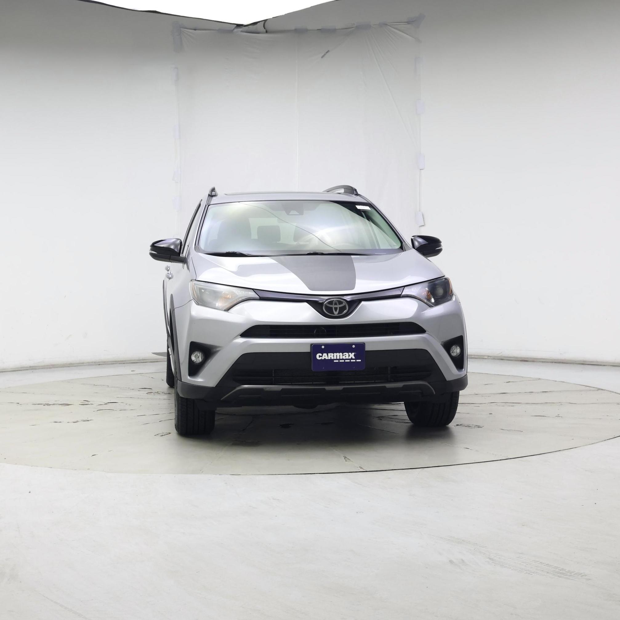 Thumbnail: 2018 Toyota RAV4 - 5