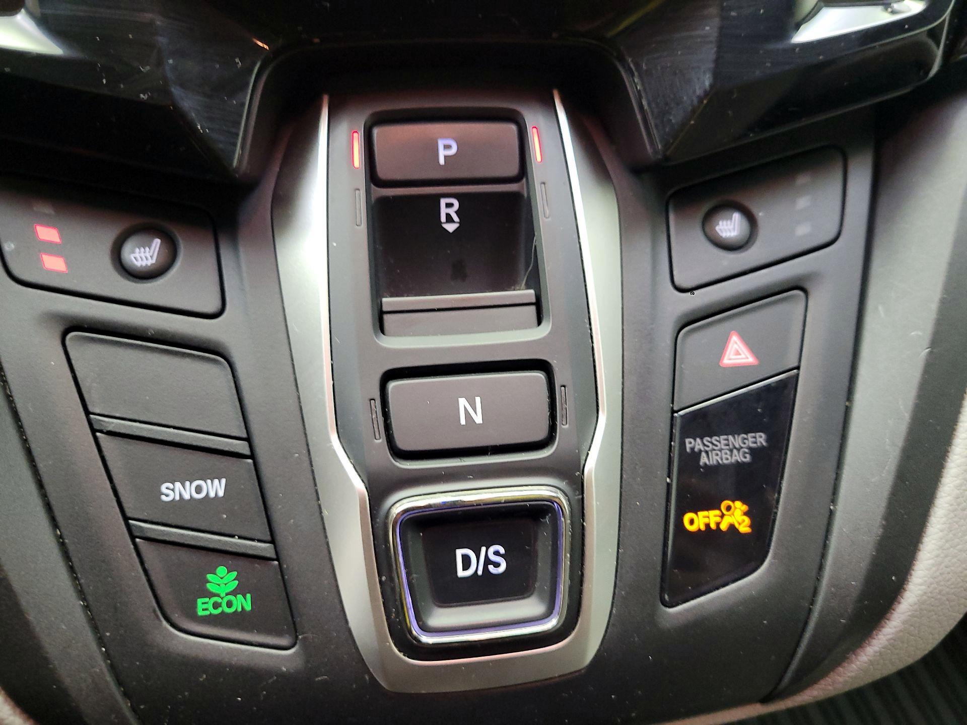 Thumbnail: 2019 Honda Odyssey - 17