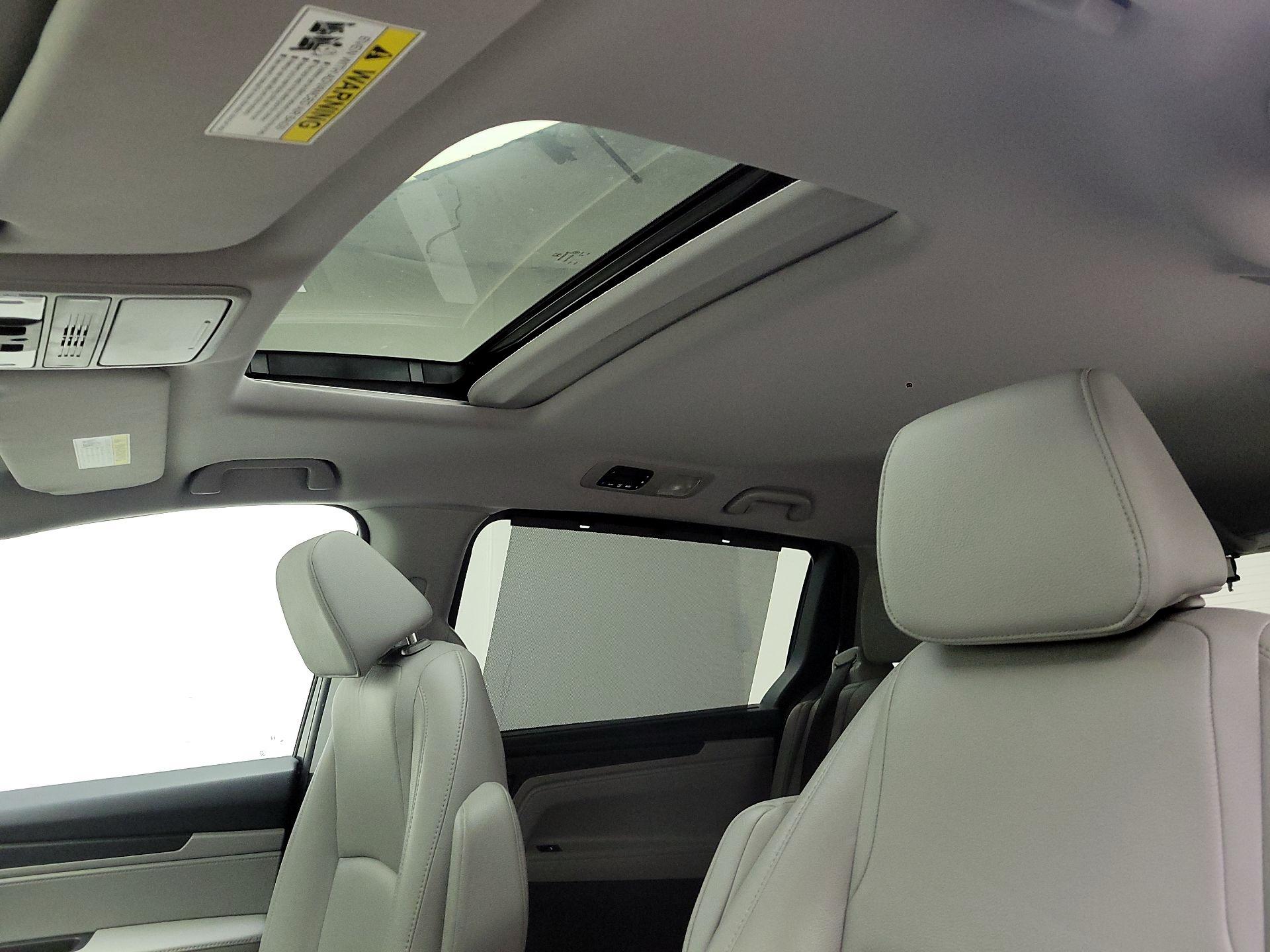 Thumbnail: 2019 Honda Odyssey - 19