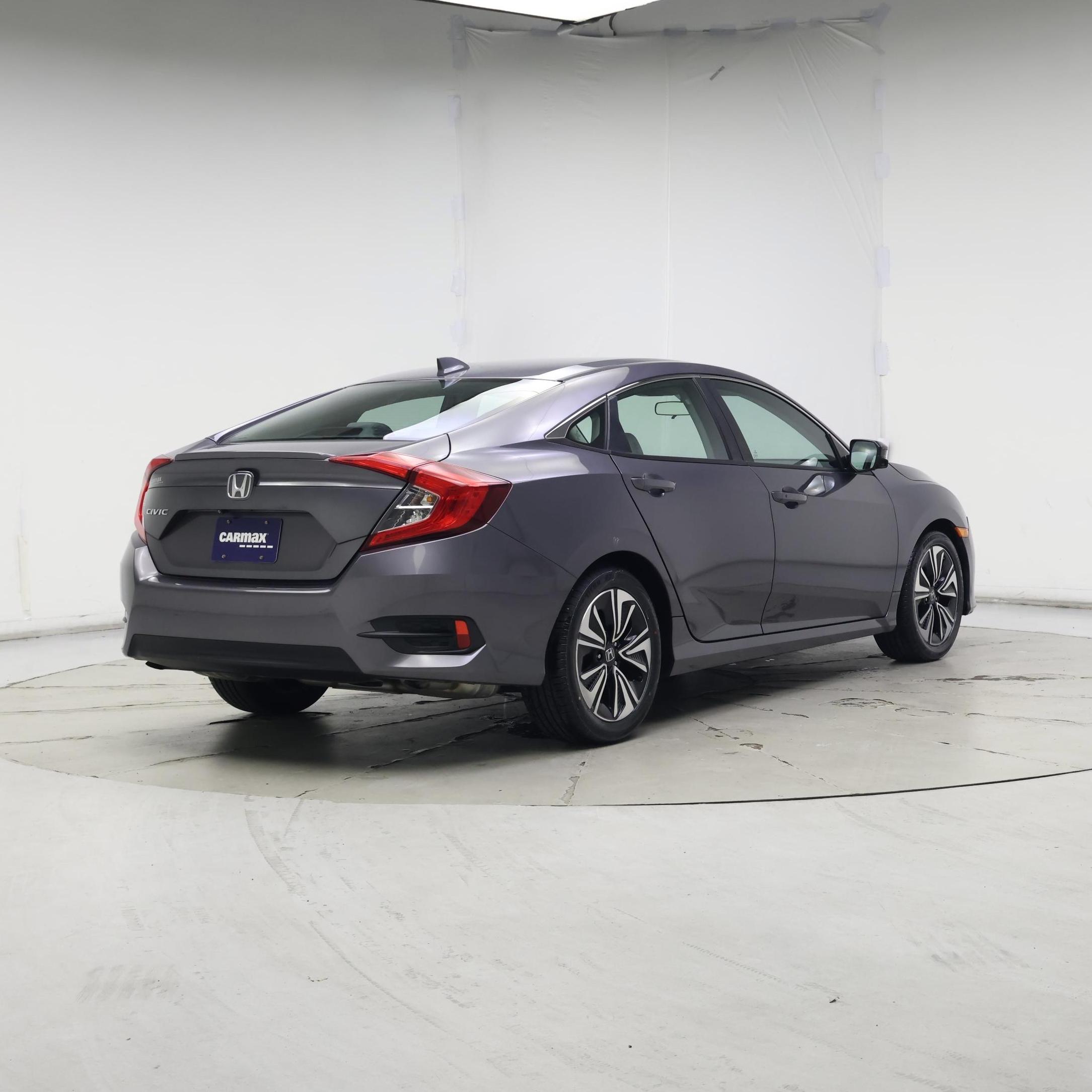 Thumbnail: 2017 Honda Civic - 8