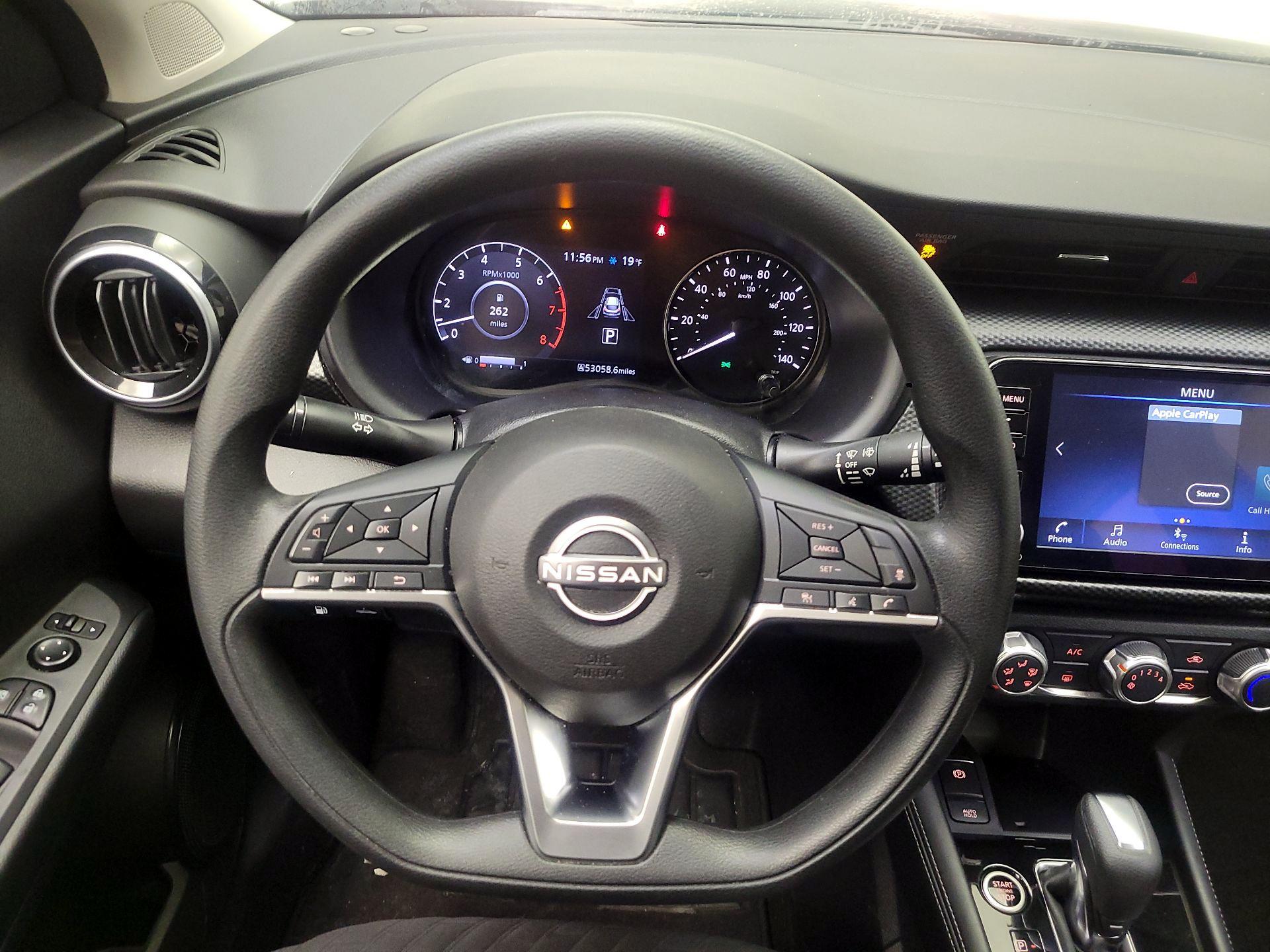 Thumbnail: 2023 Nissan Kicks - 10