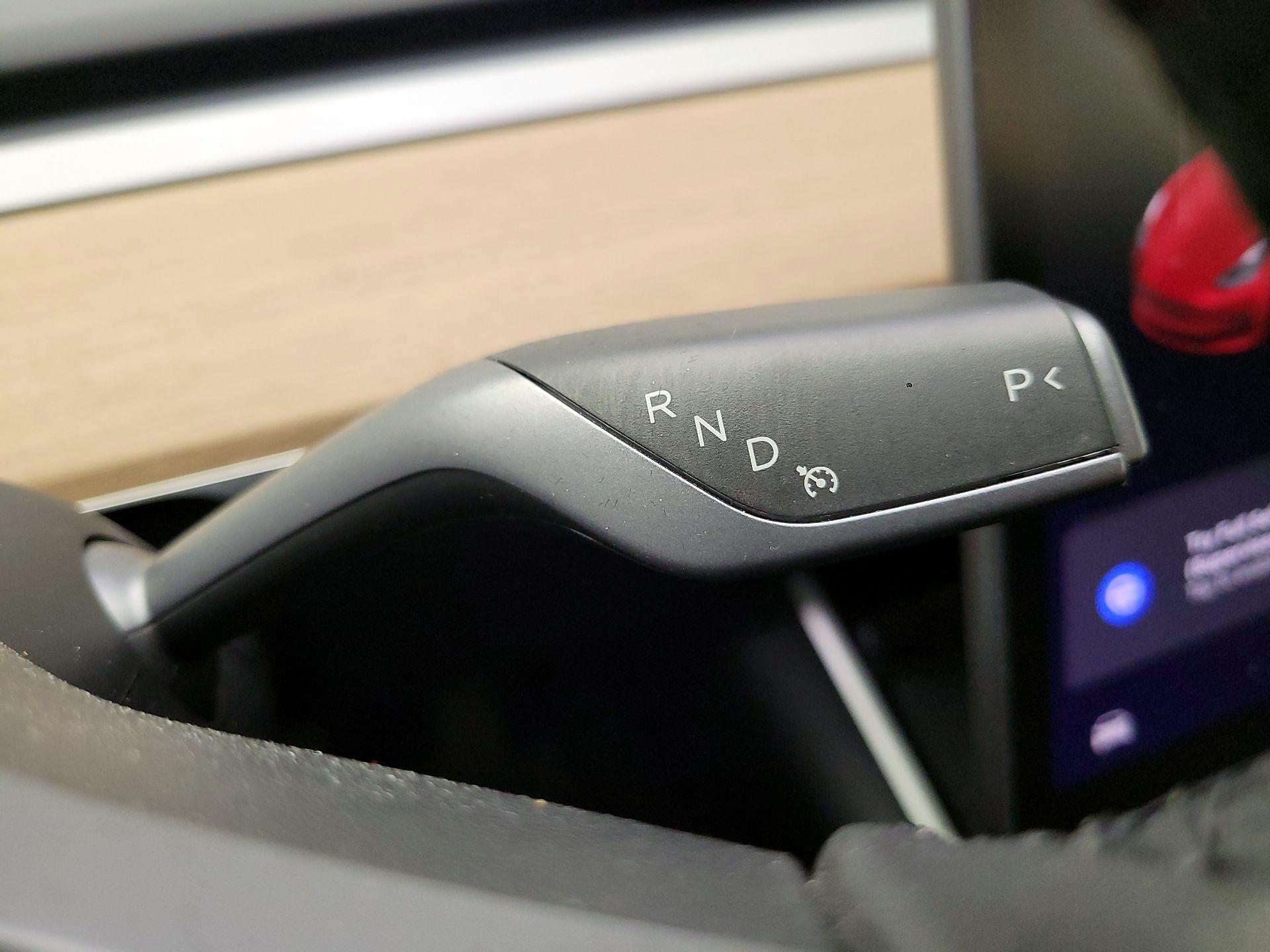 Thumbnail: 2020 Tesla Model 3 - 17