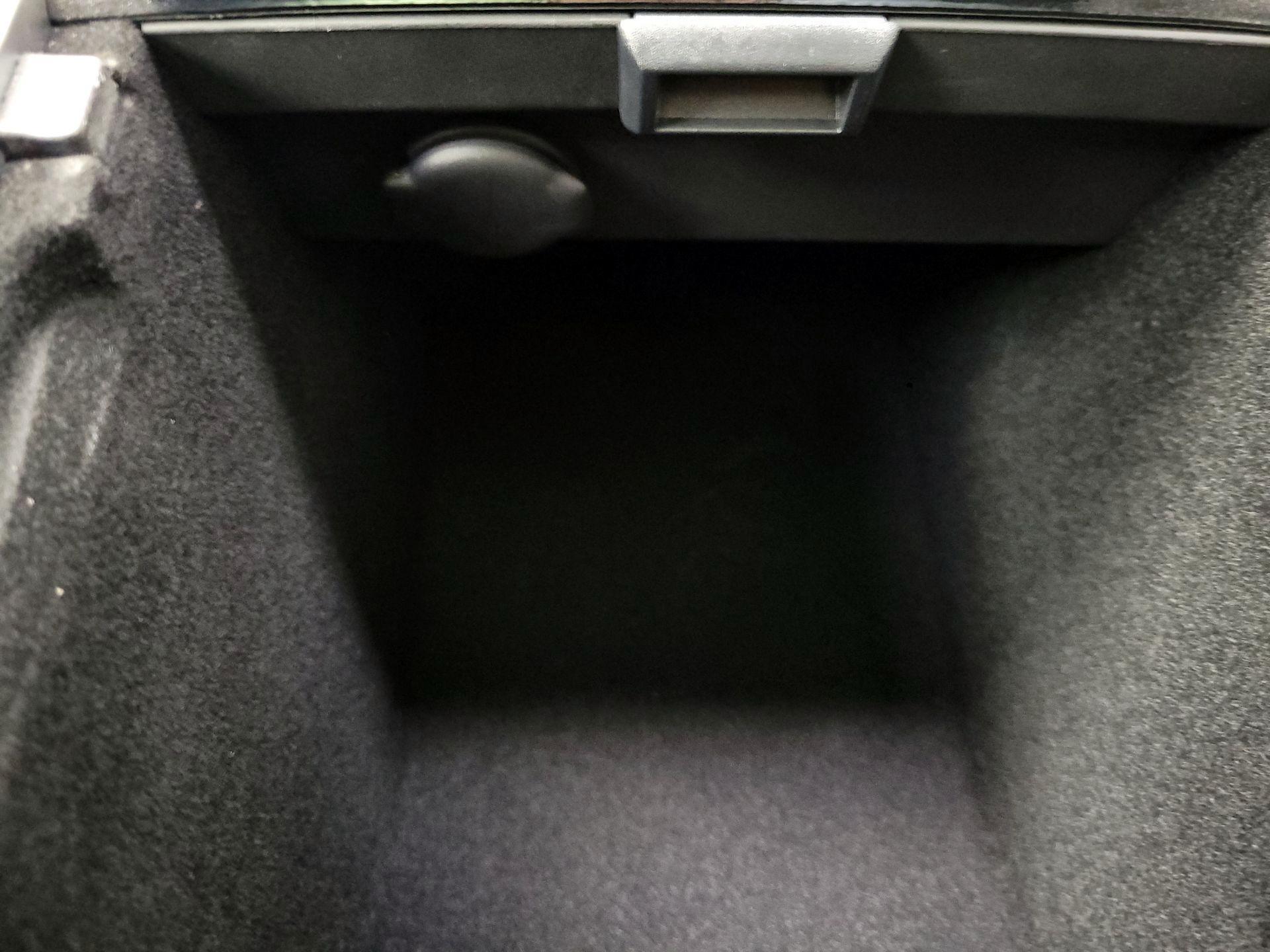 Thumbnail: 2020 Tesla Model 3 - 18