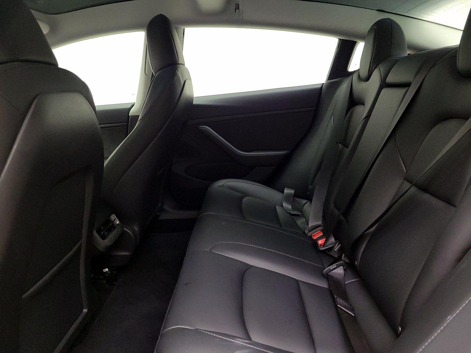 Thumbnail: 2020 Tesla Model 3 - 20