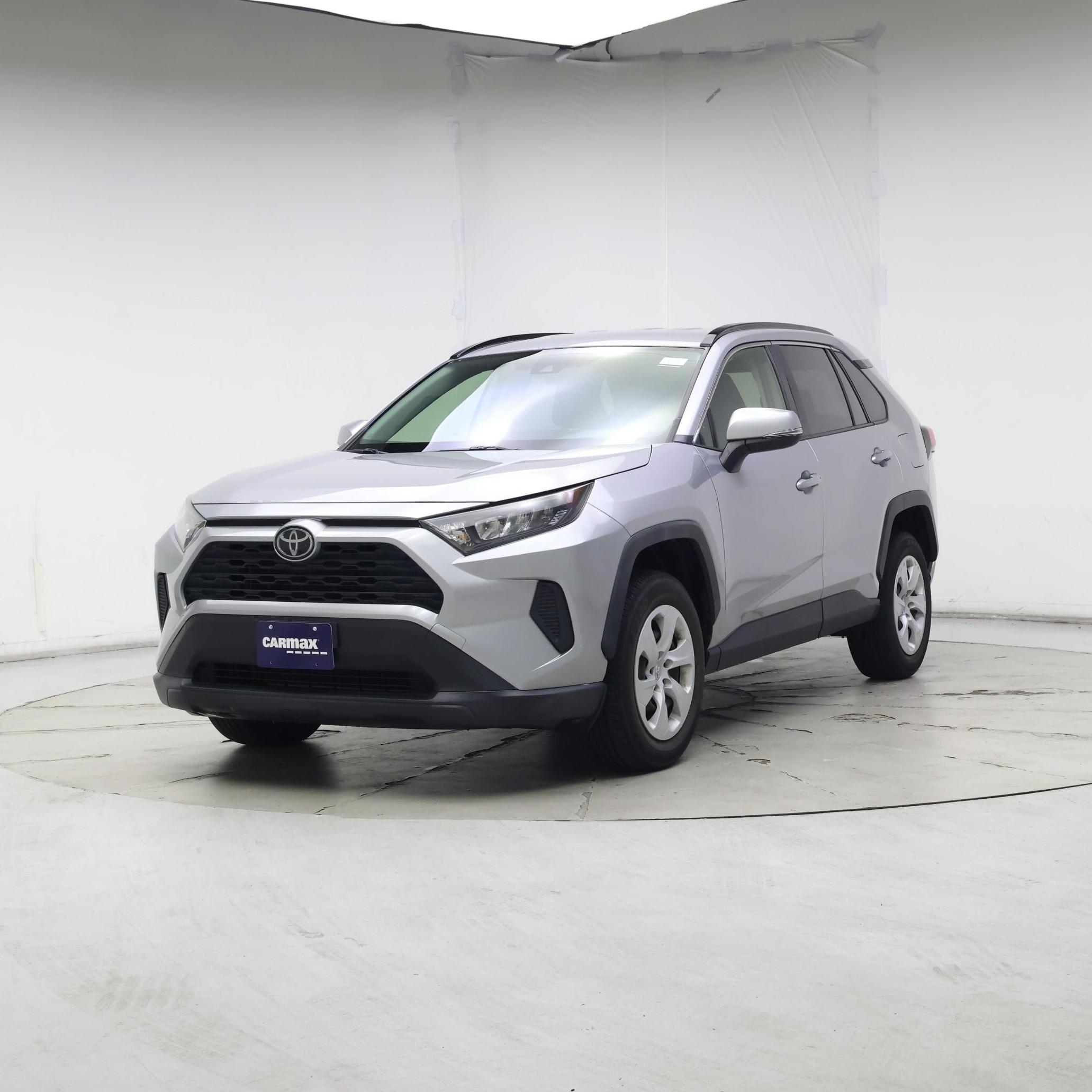 Thumbnail: 2019 Toyota RAV4 - 4