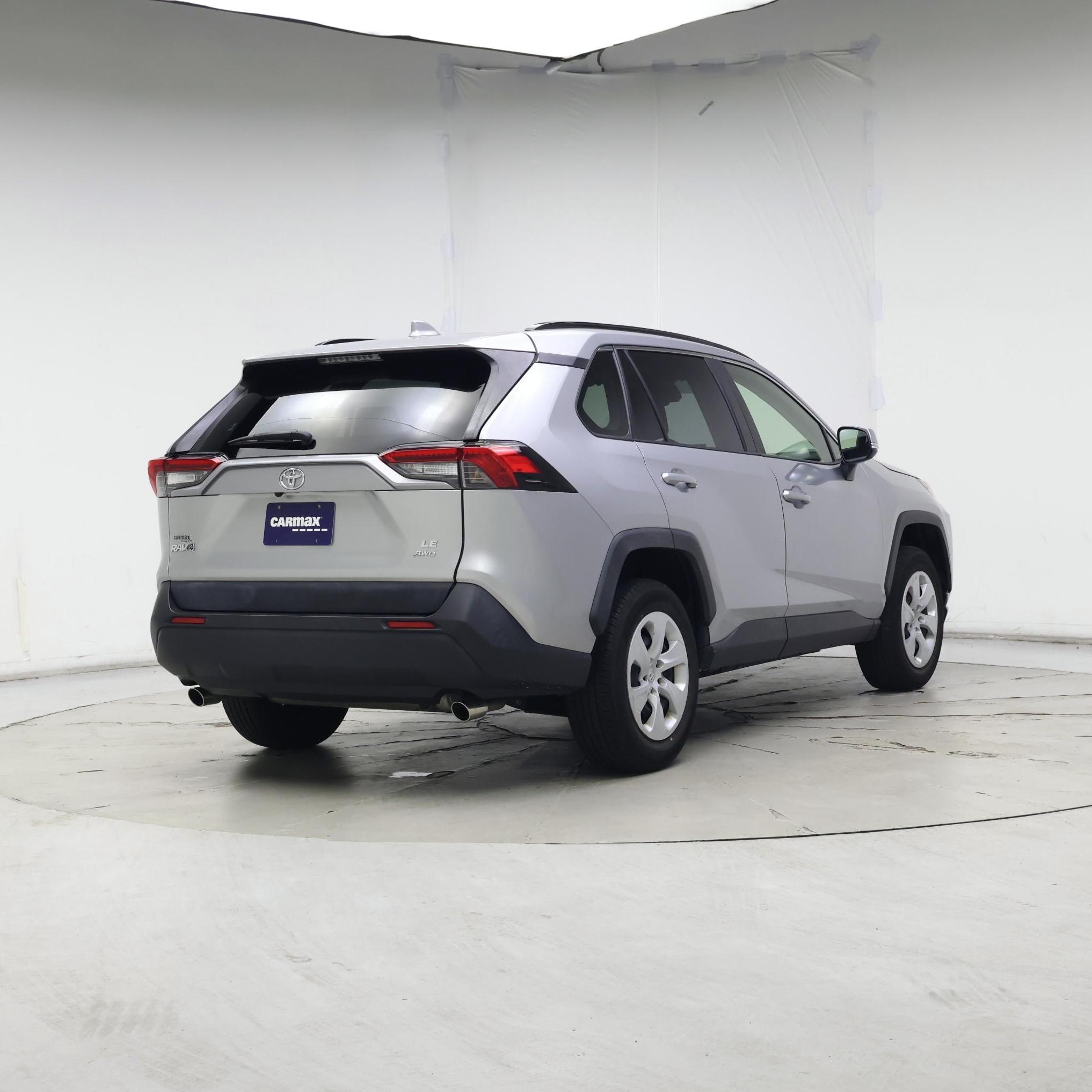 Thumbnail: 2019 Toyota RAV4 - 8