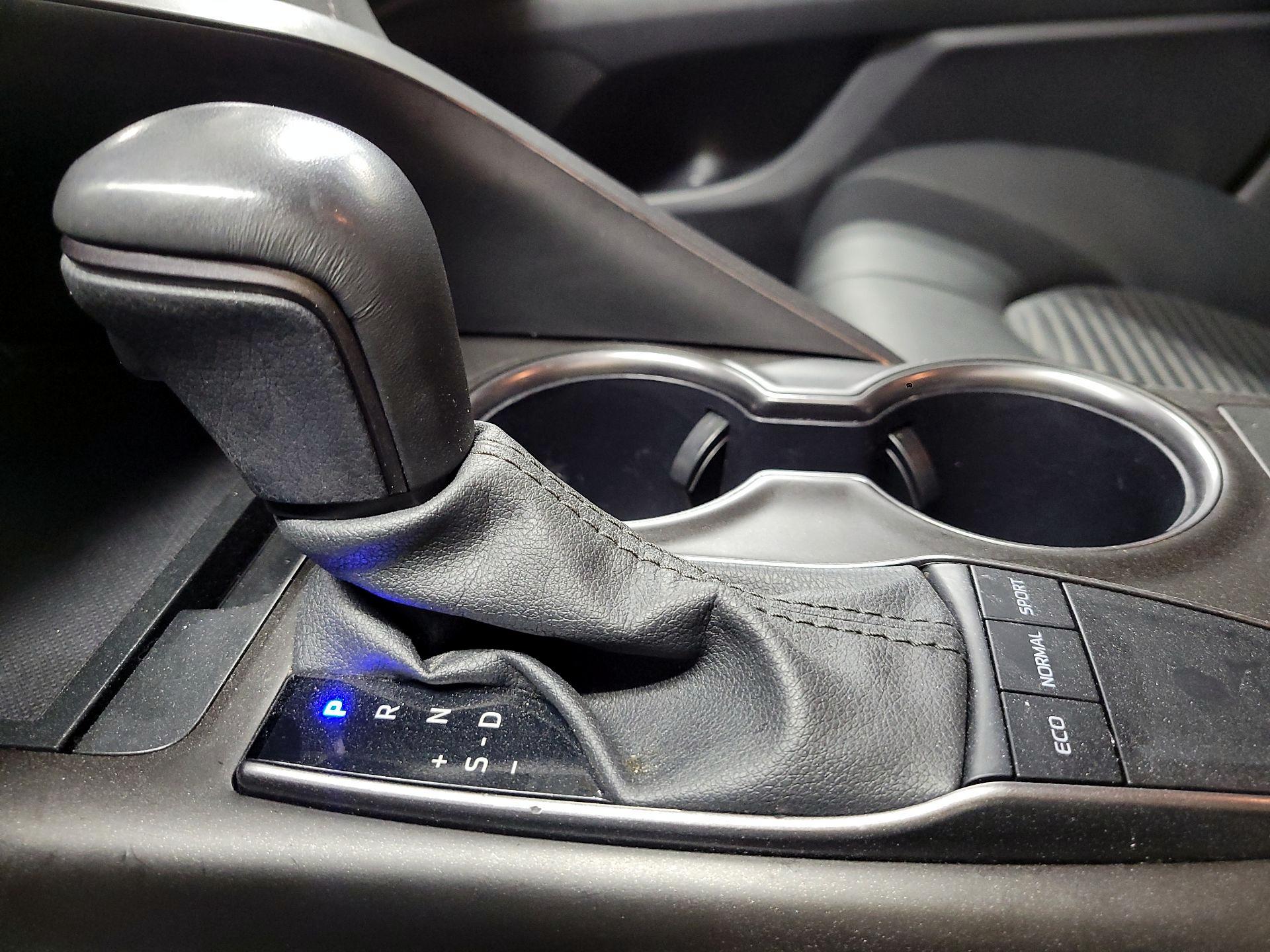 Thumbnail: 2024 Toyota Camry - 17